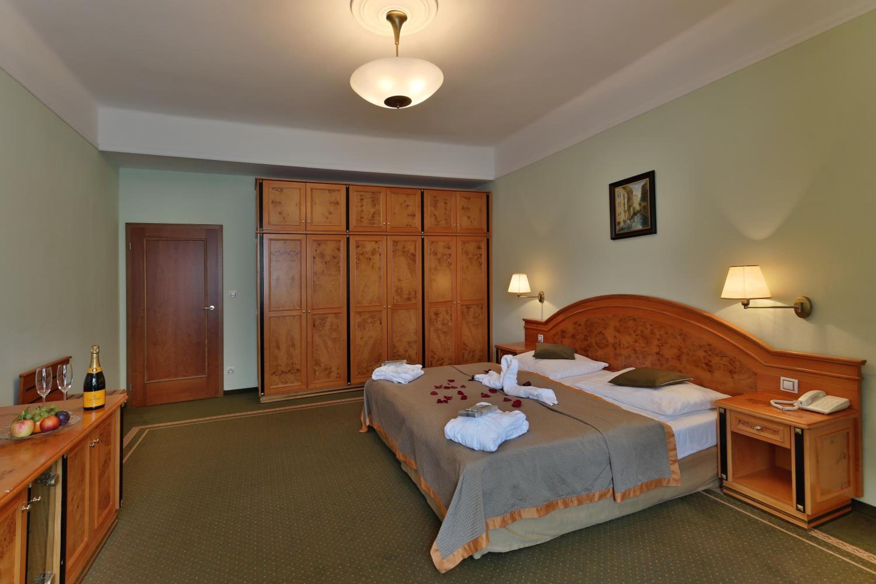 Double or Twin Room photo 1