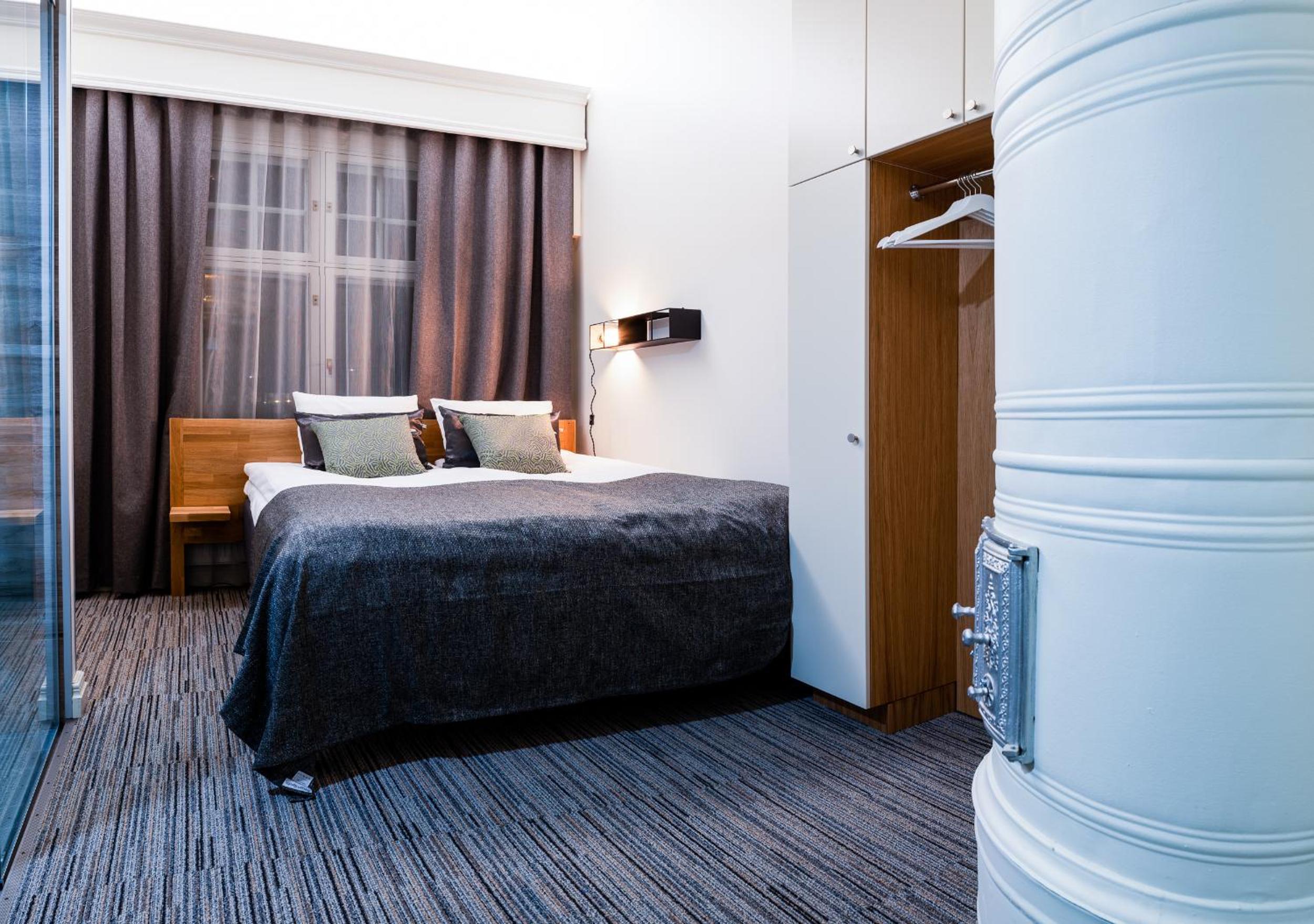 Standard Queen Room - Photo 12