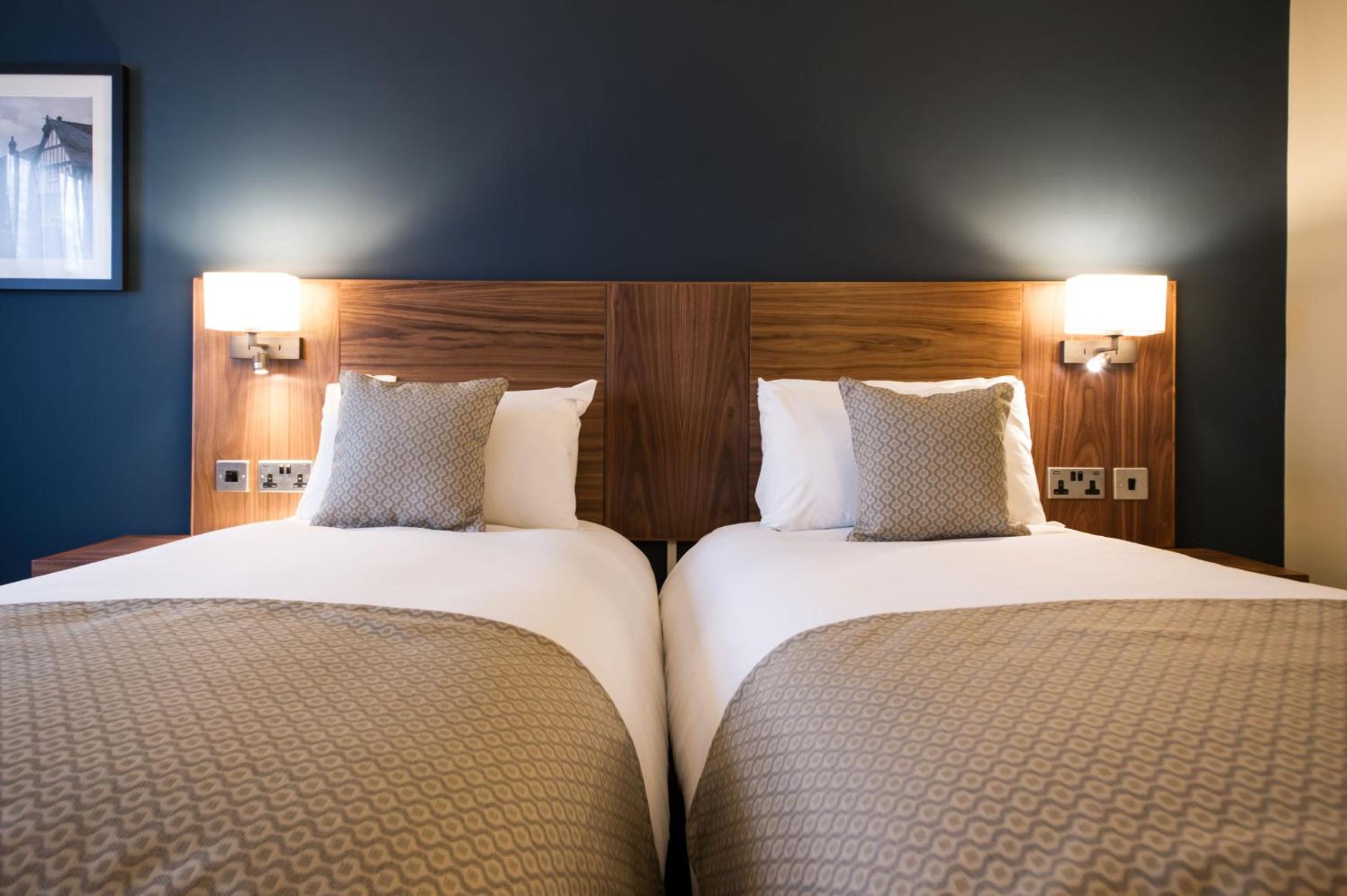 Standard Twin Room photo 1