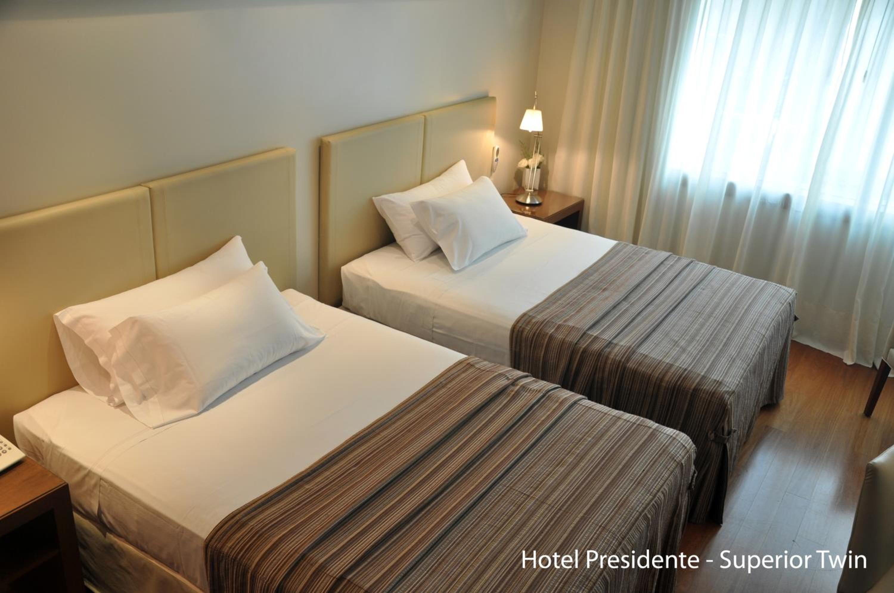 Superior Twin Room photo 2