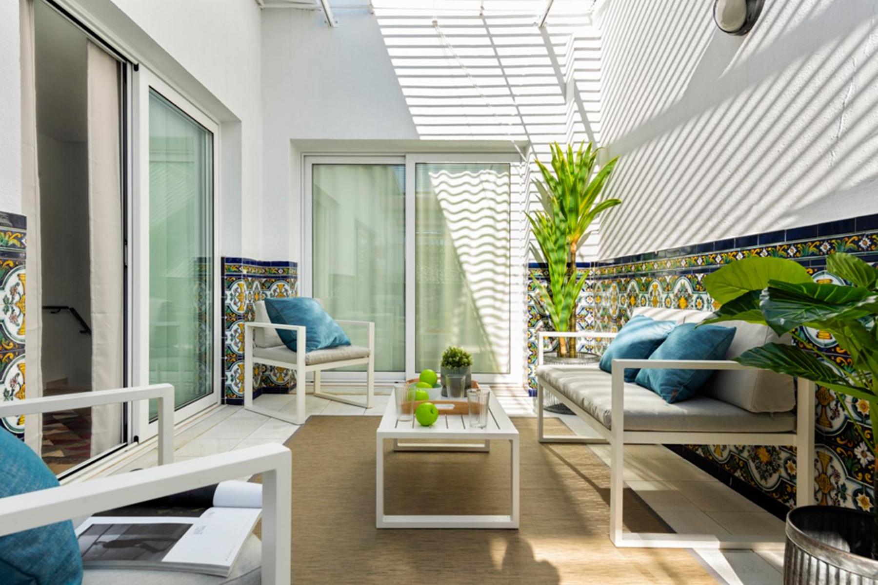 Duplex Apartment with Terrace - Photo 13