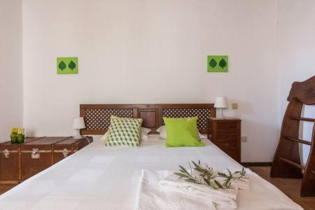 One-Bedroom Apartment (2 Adults + 2 Children)