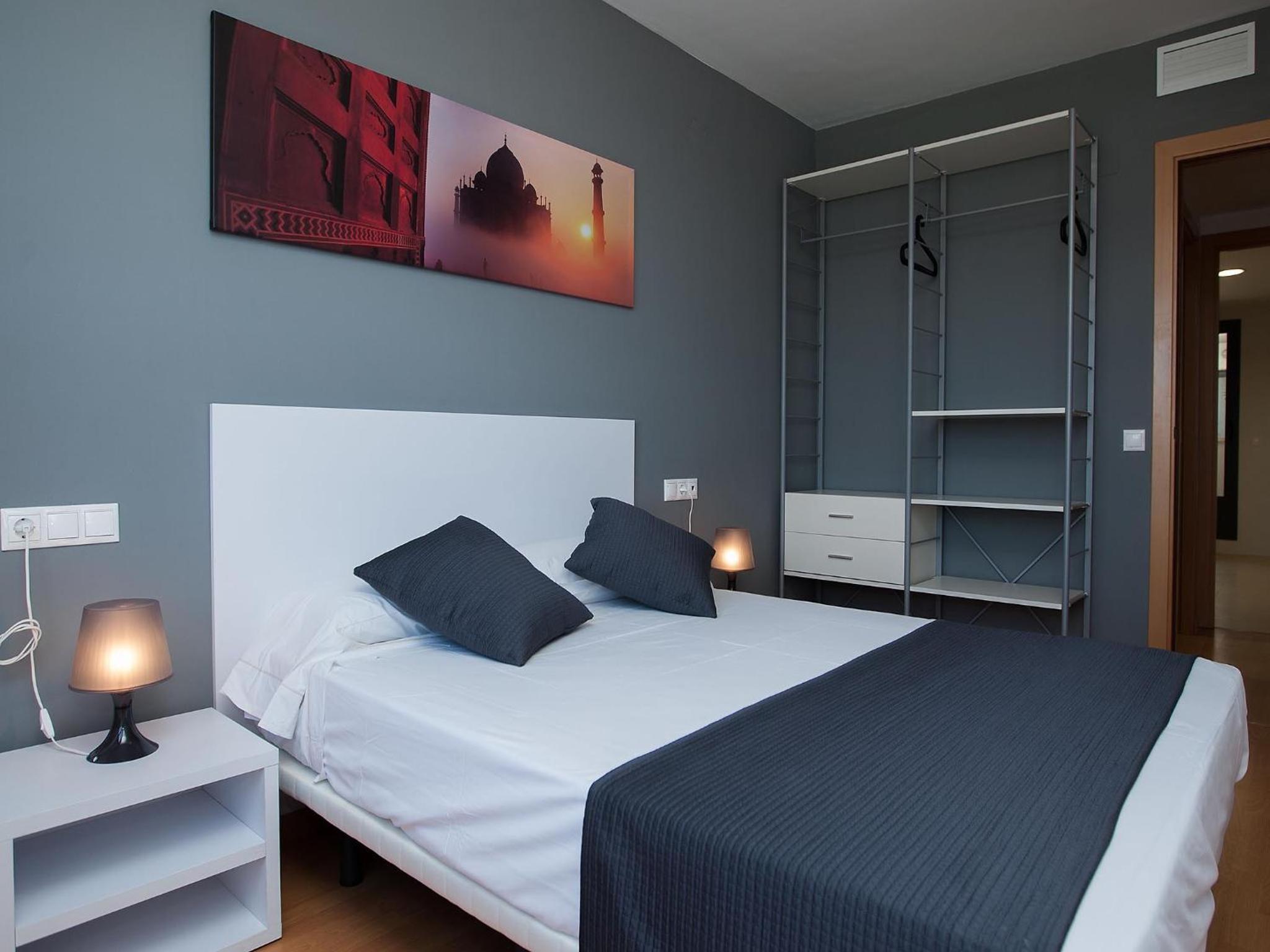 Two-Bedroom Apartment (4-6 Adults) photo 3