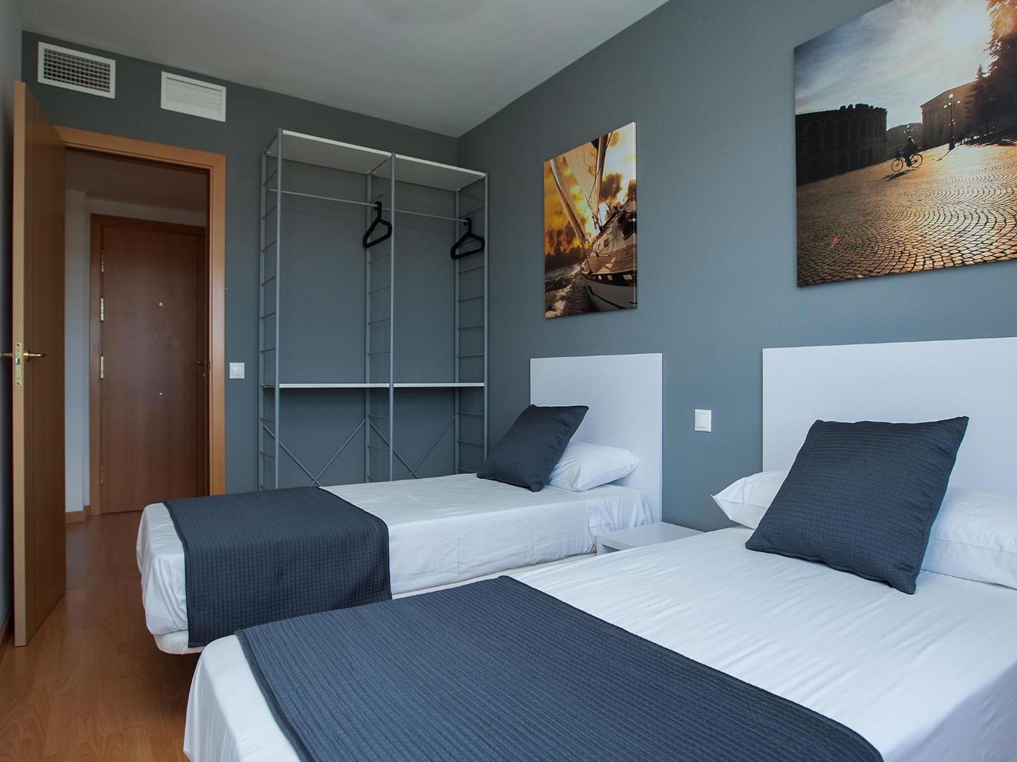 Three-Bedroom Apartment (6-8 Adults) photo 3