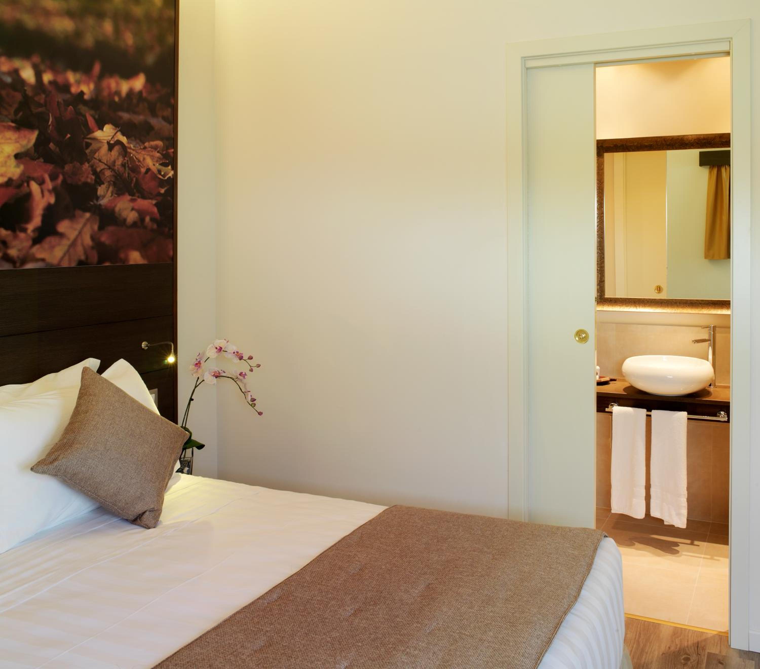 Junior Suite with Sea View - Photo 15