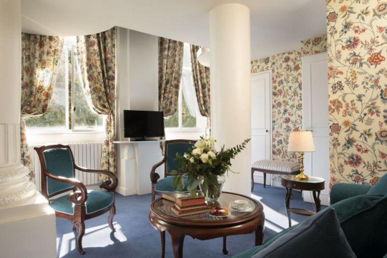 Junior Suite - Pavilion photo 2