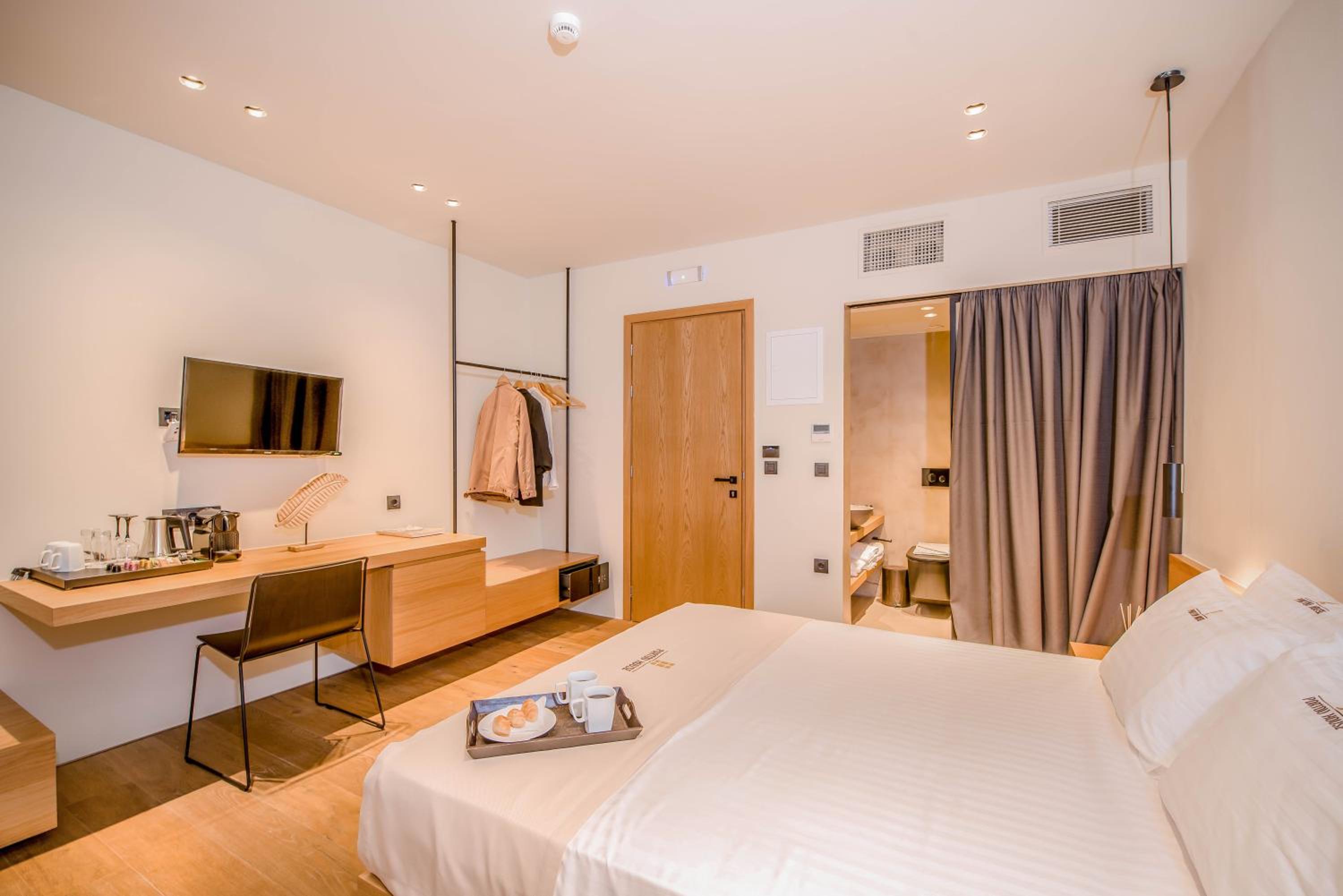 Superior room (1st floor)