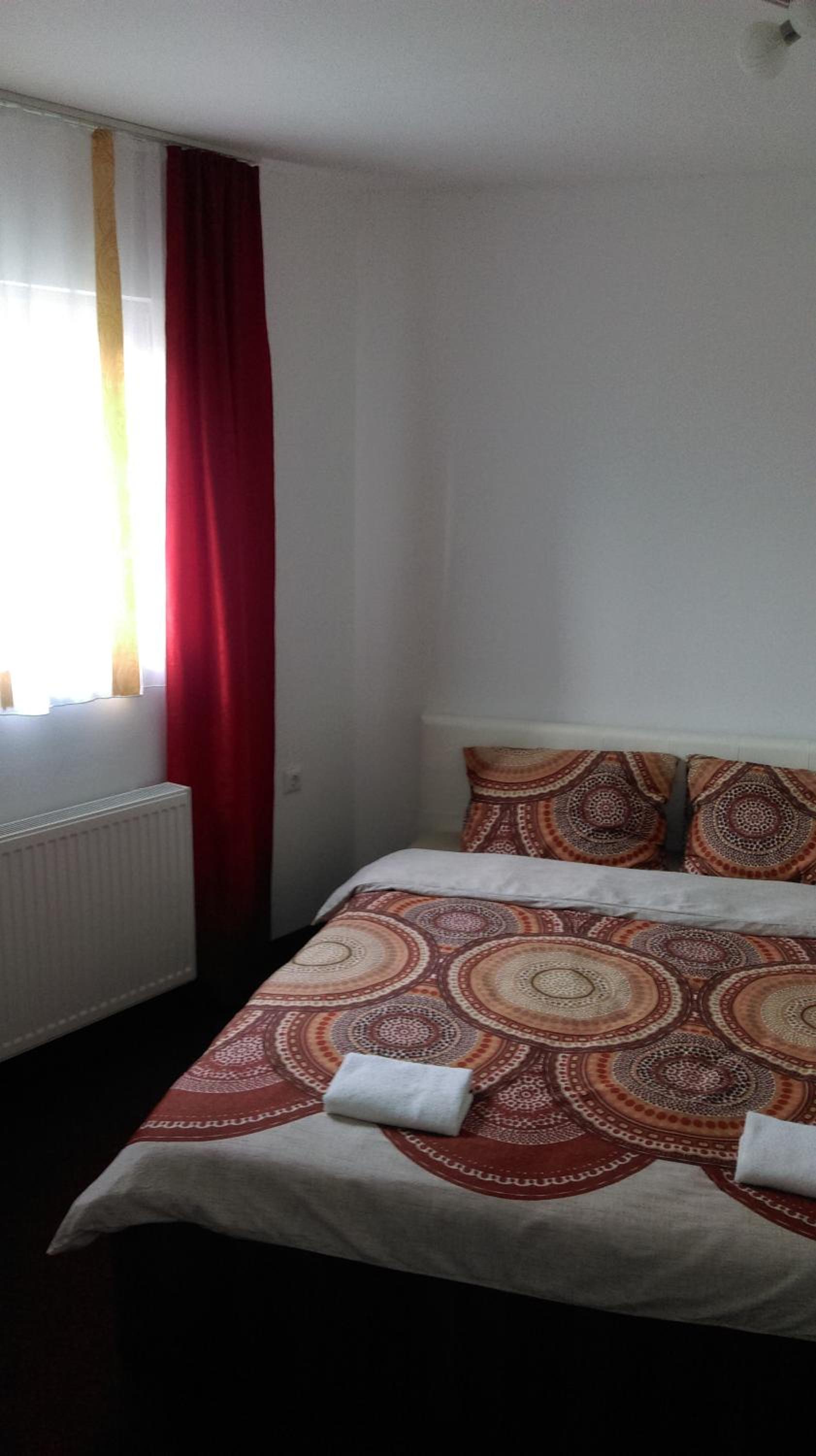Deluxe Double or Twin Room photo 1