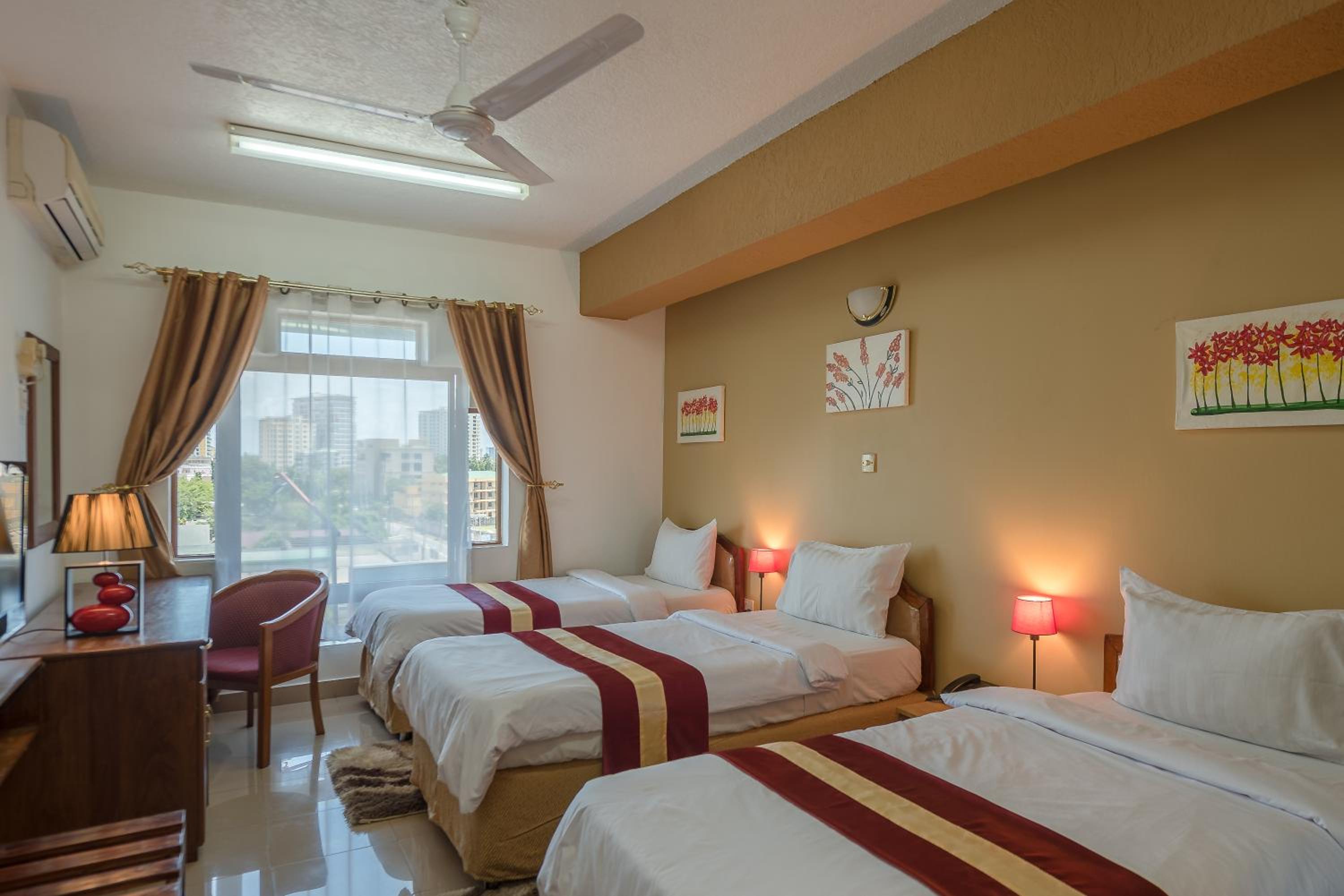 Deluxe Double or Twin Room photo 3