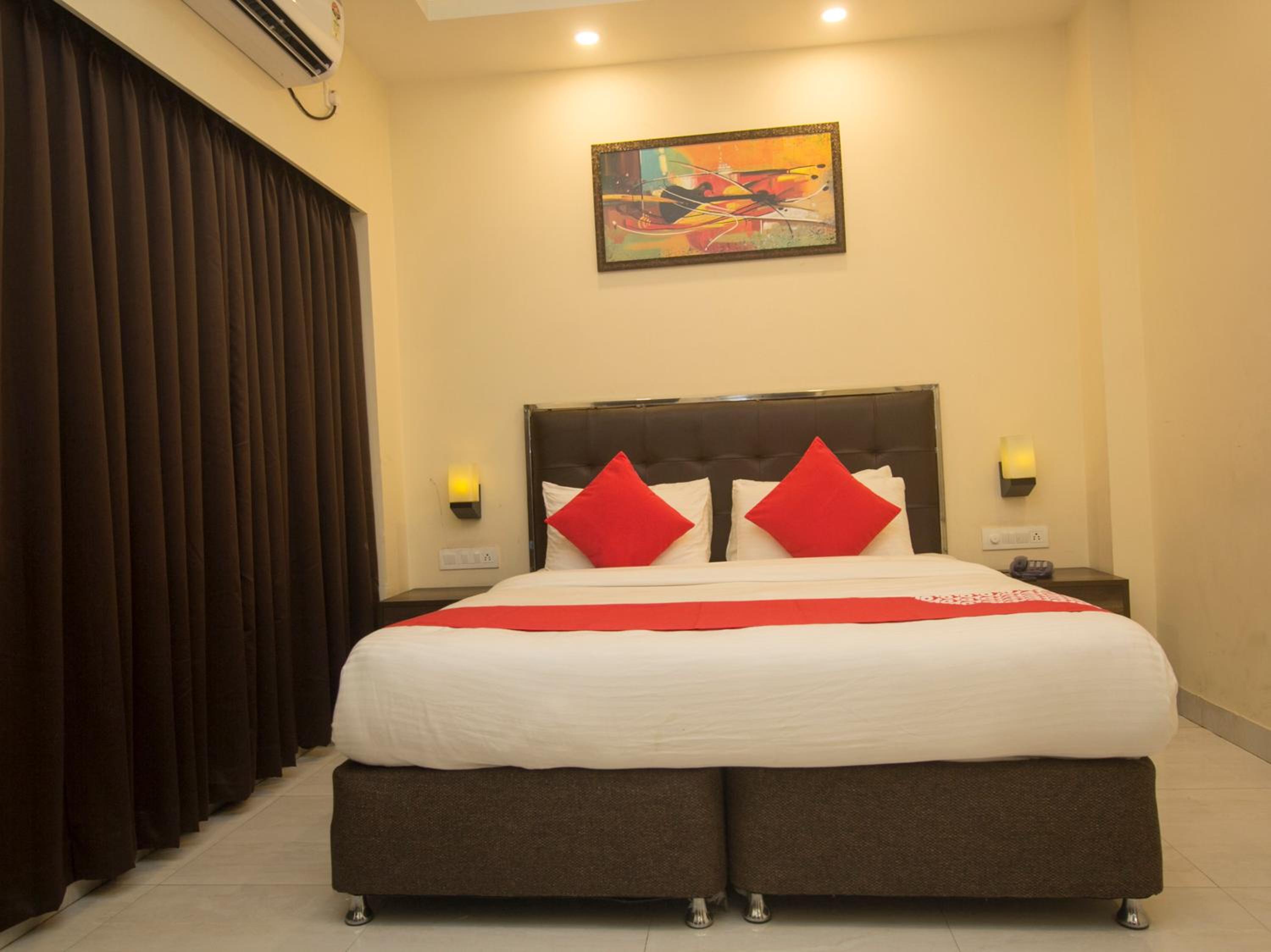 Standard Double or Twin Room - Photo 3
