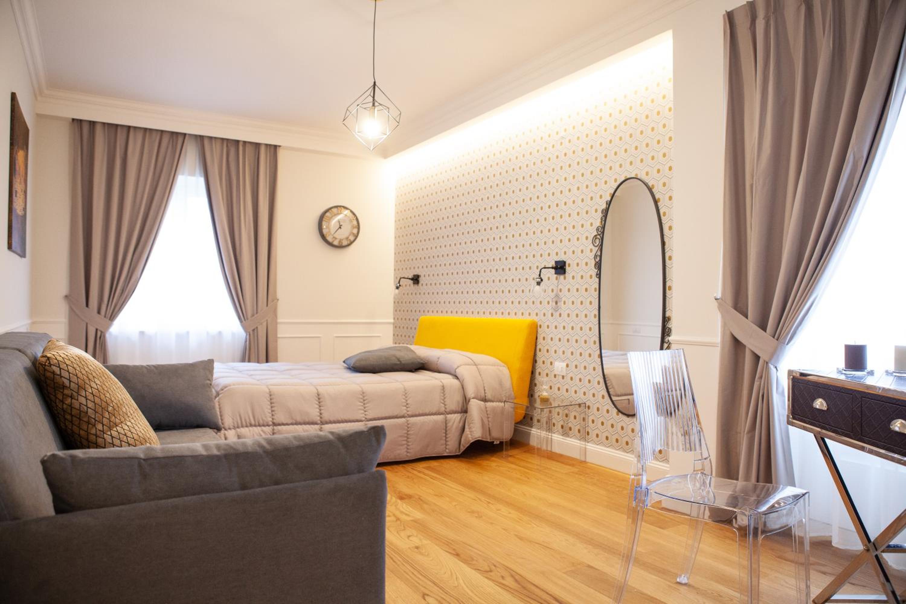 Quadruple Room with Private Bathroom photo 1