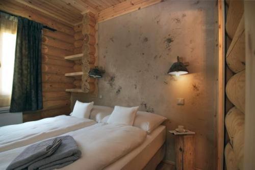 2-Bedrooms Apartment with terrace, 2 Shower Rooms photo 3