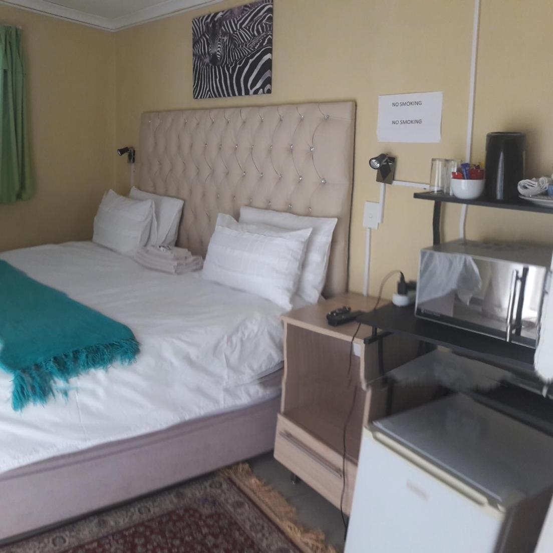 Double Room with Garden View photo 2