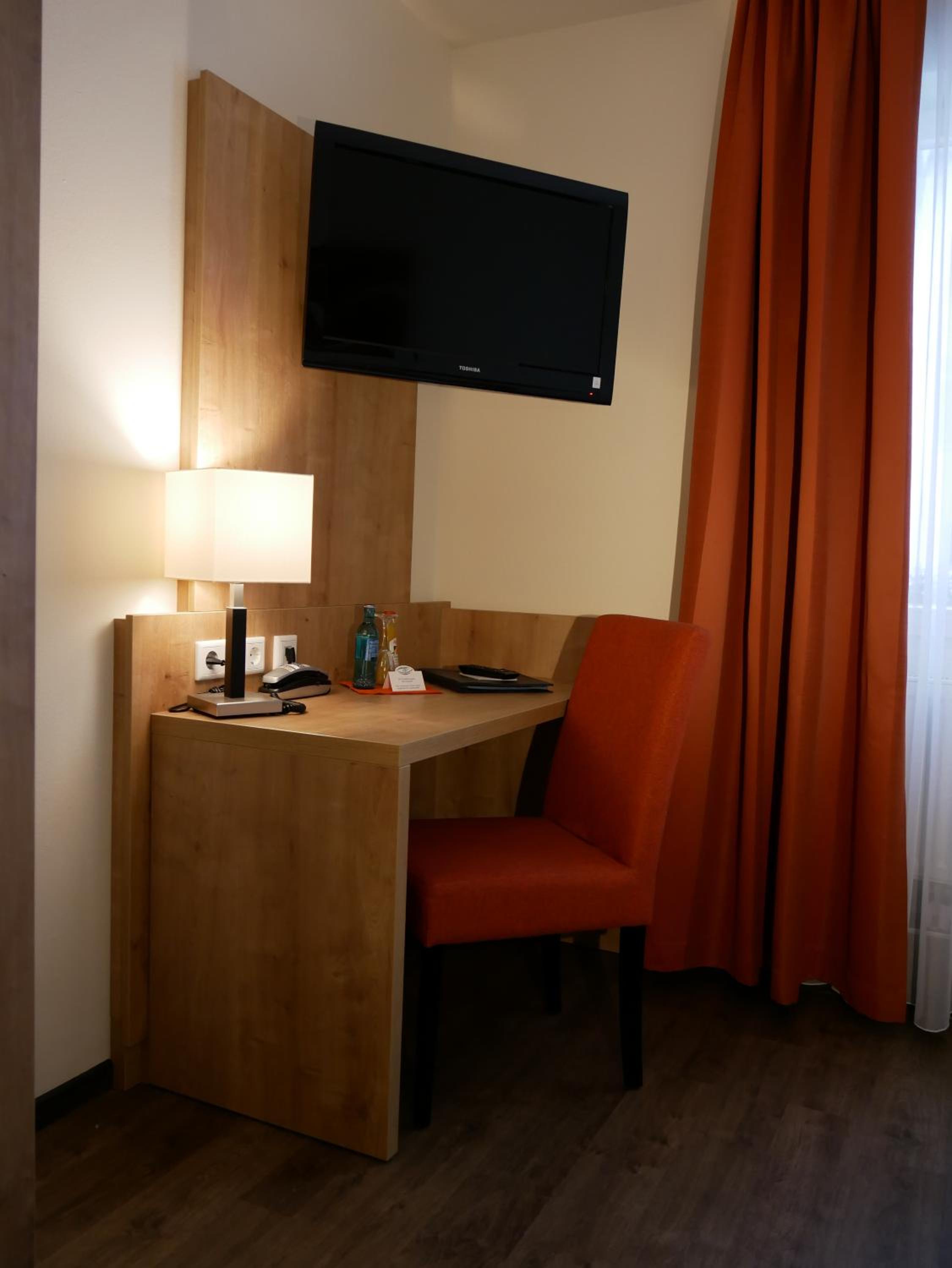 Business Single Room photo 2
