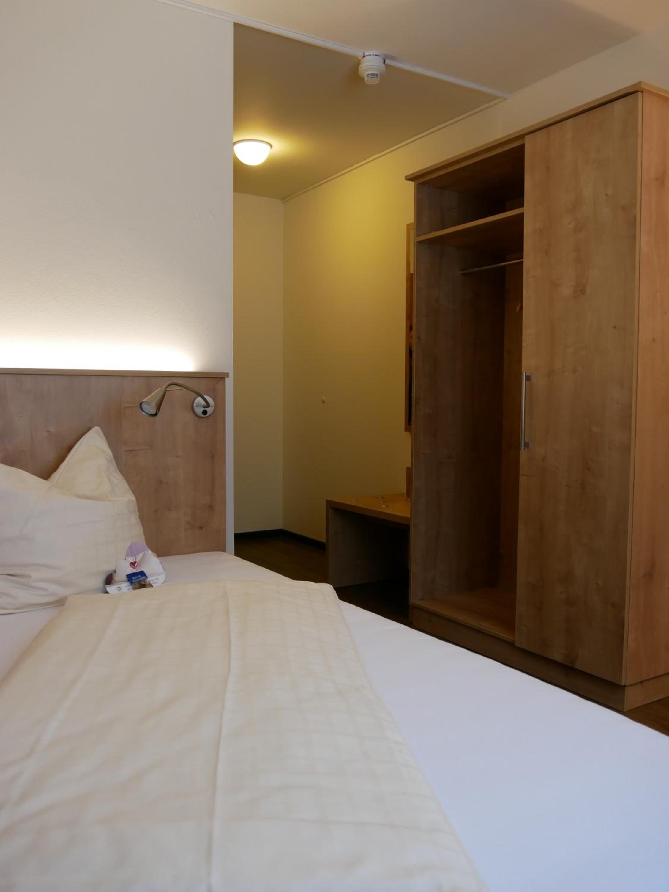 Business Single Room photo 3