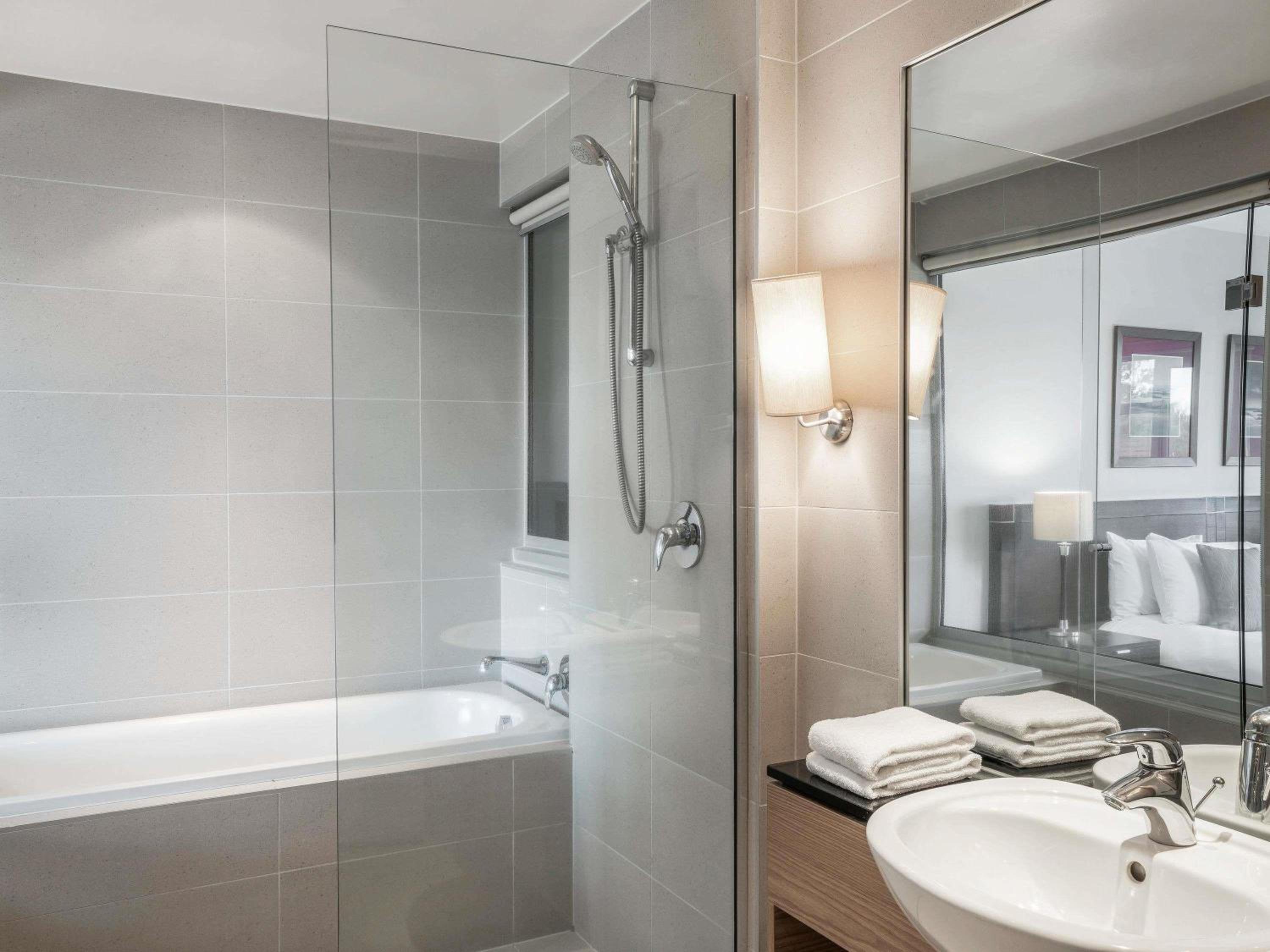 Suite with Lake View