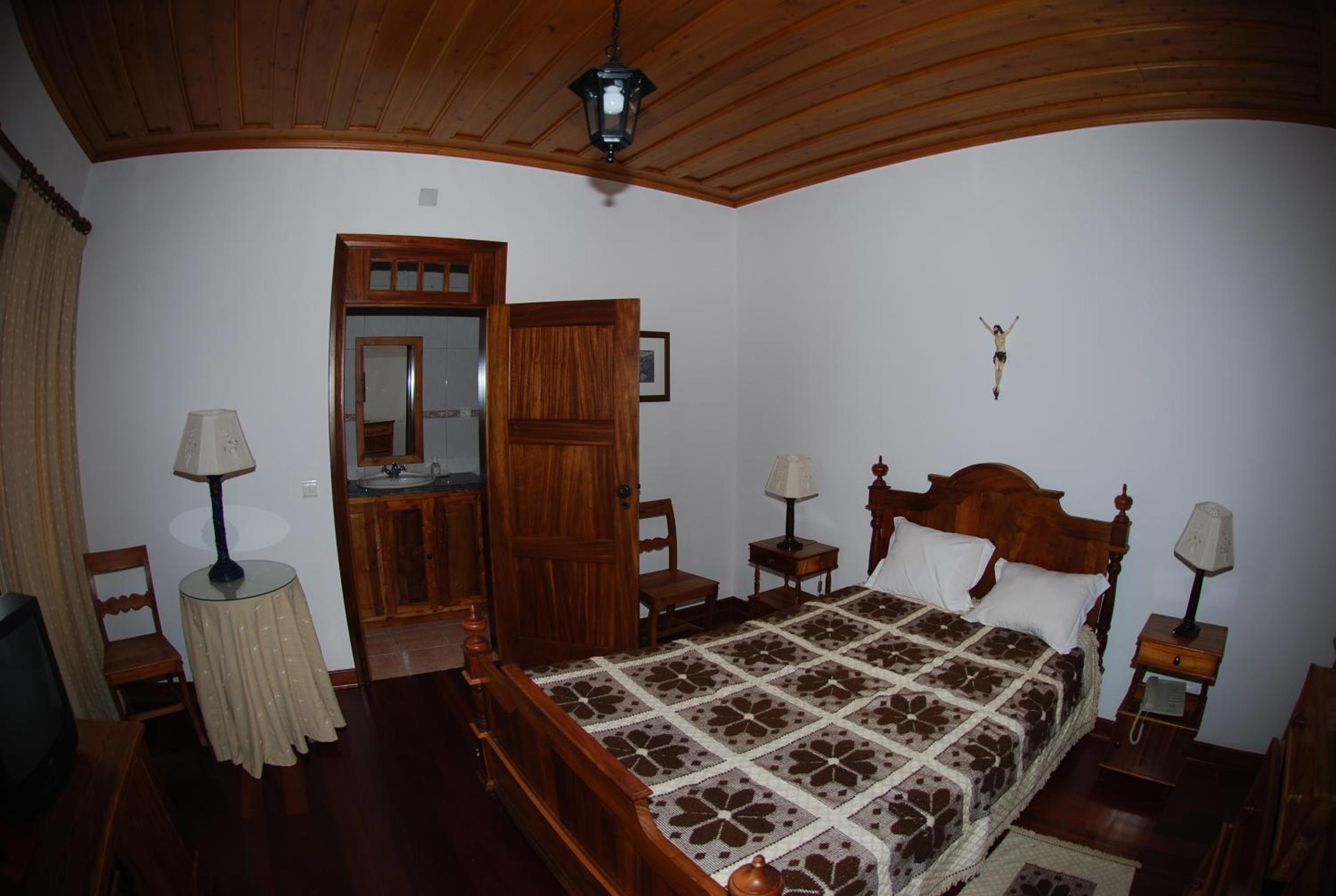 Double Room - Photo 2