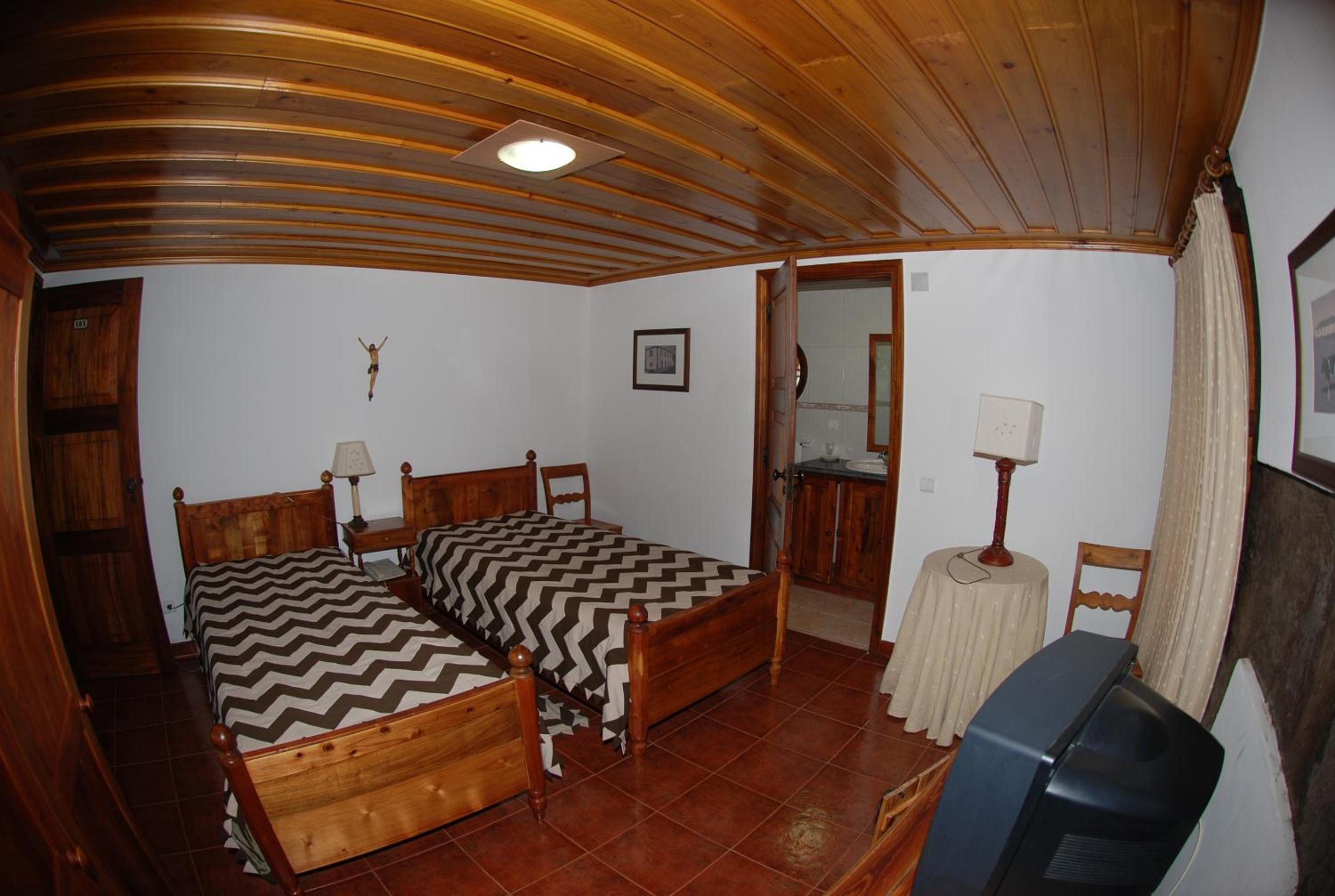 Double Room - Photo 3