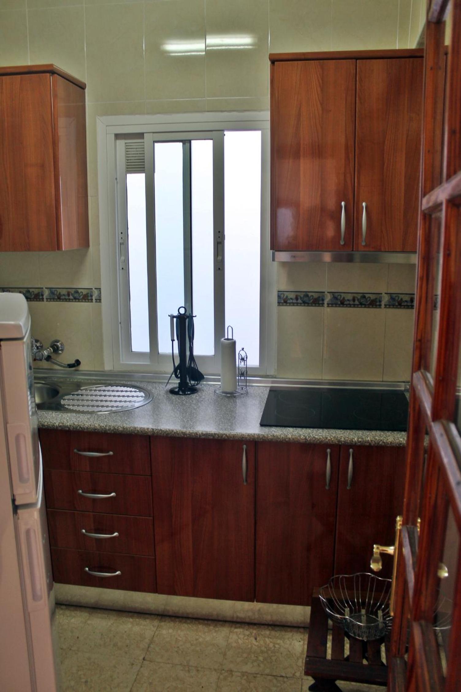 Two-Bedroom Apartment (2-4 Adults) - Photo 8