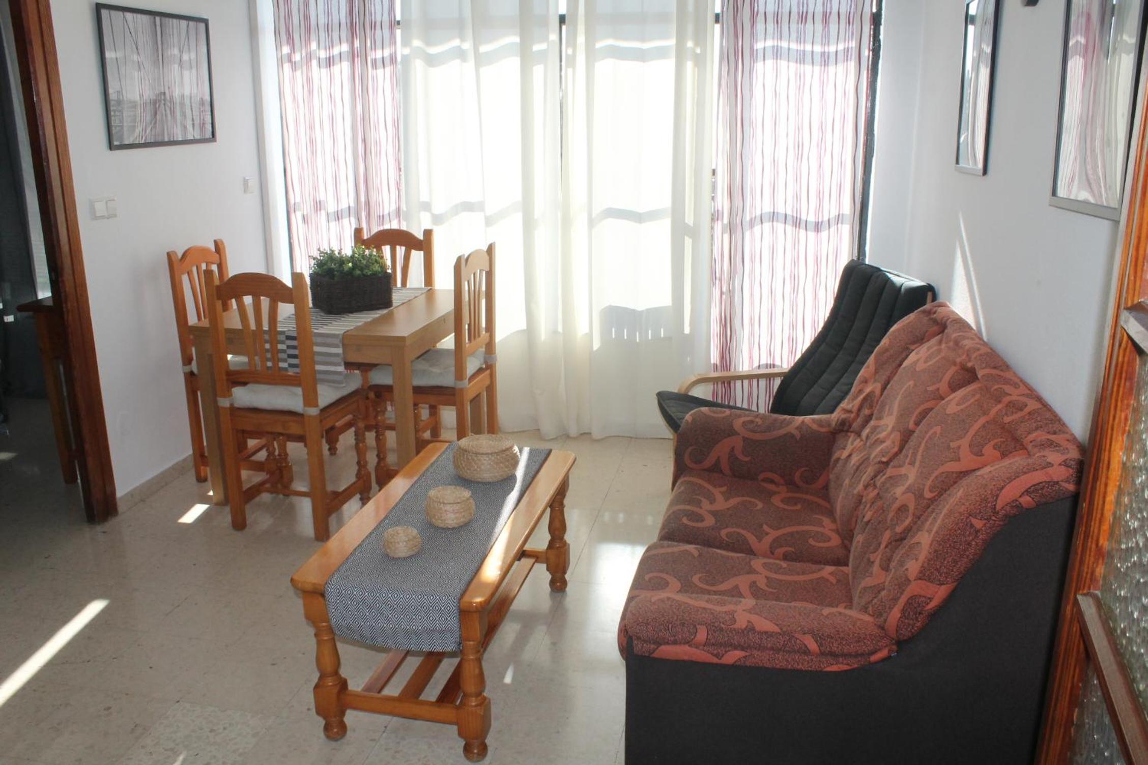 Two-Bedroom Apartment (2-4 Adults) - Photo 11
