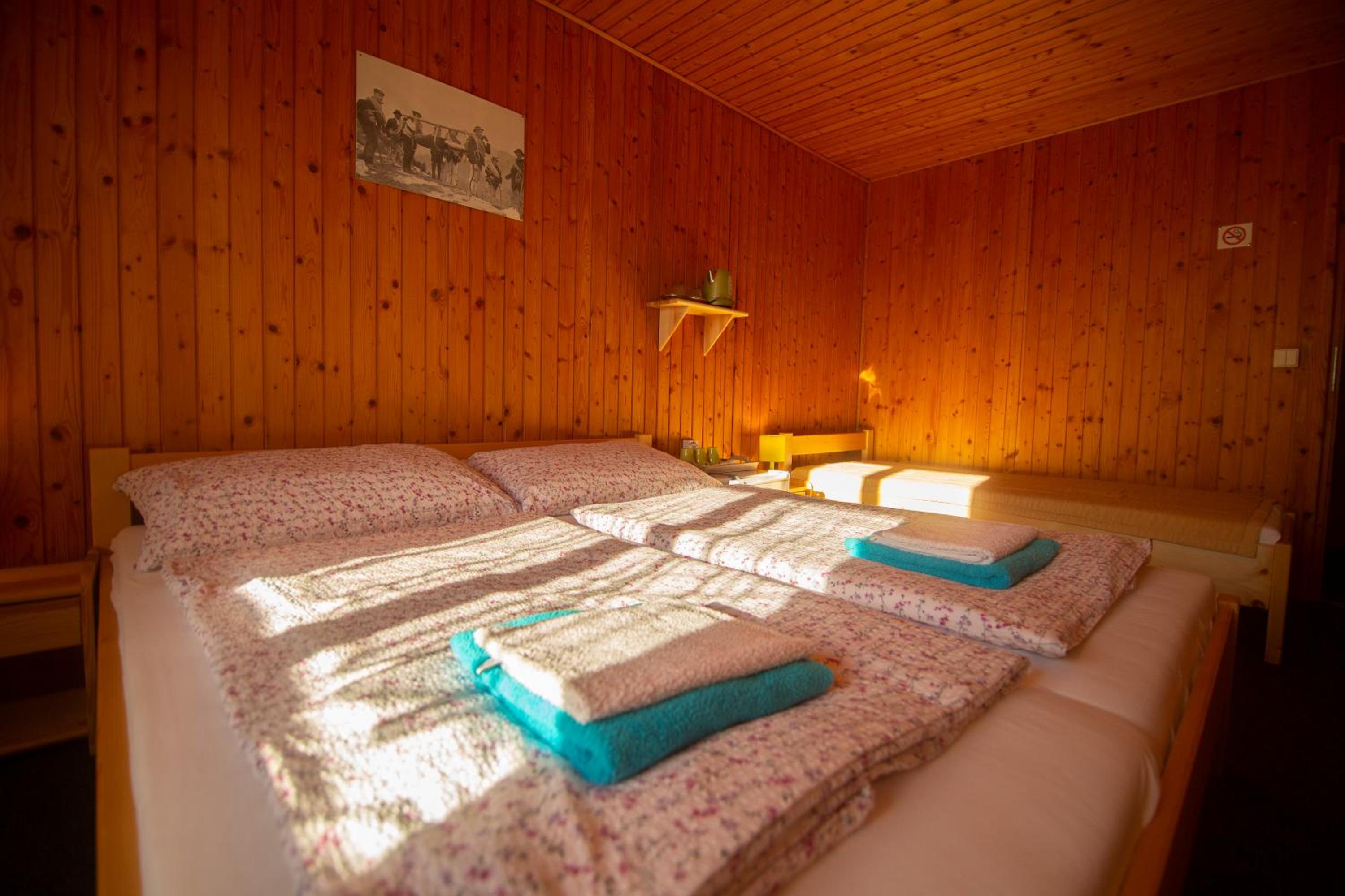 Double and Single Bedded Room photo 3