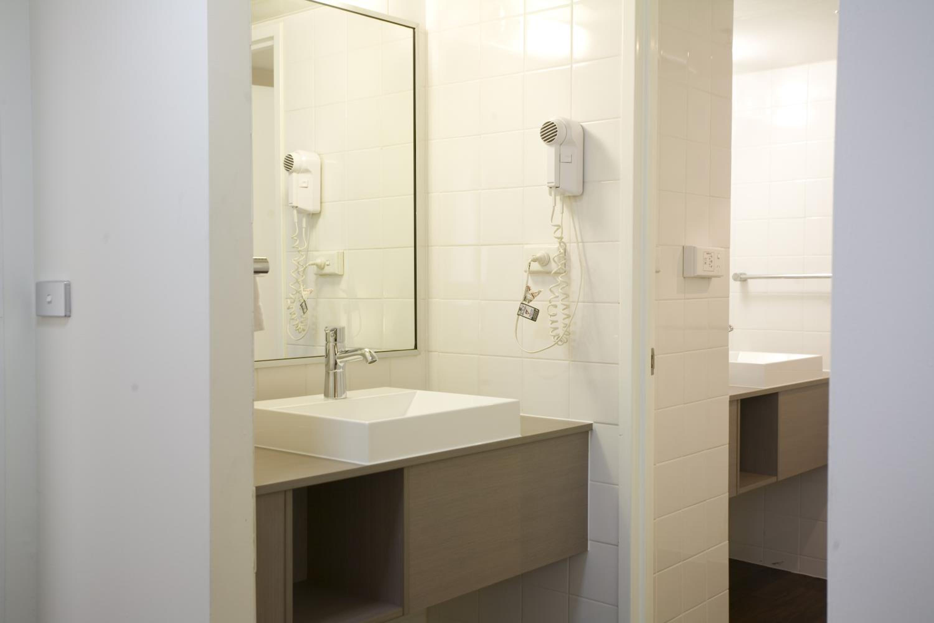 Two-Bedroom Apartment - Photo 11