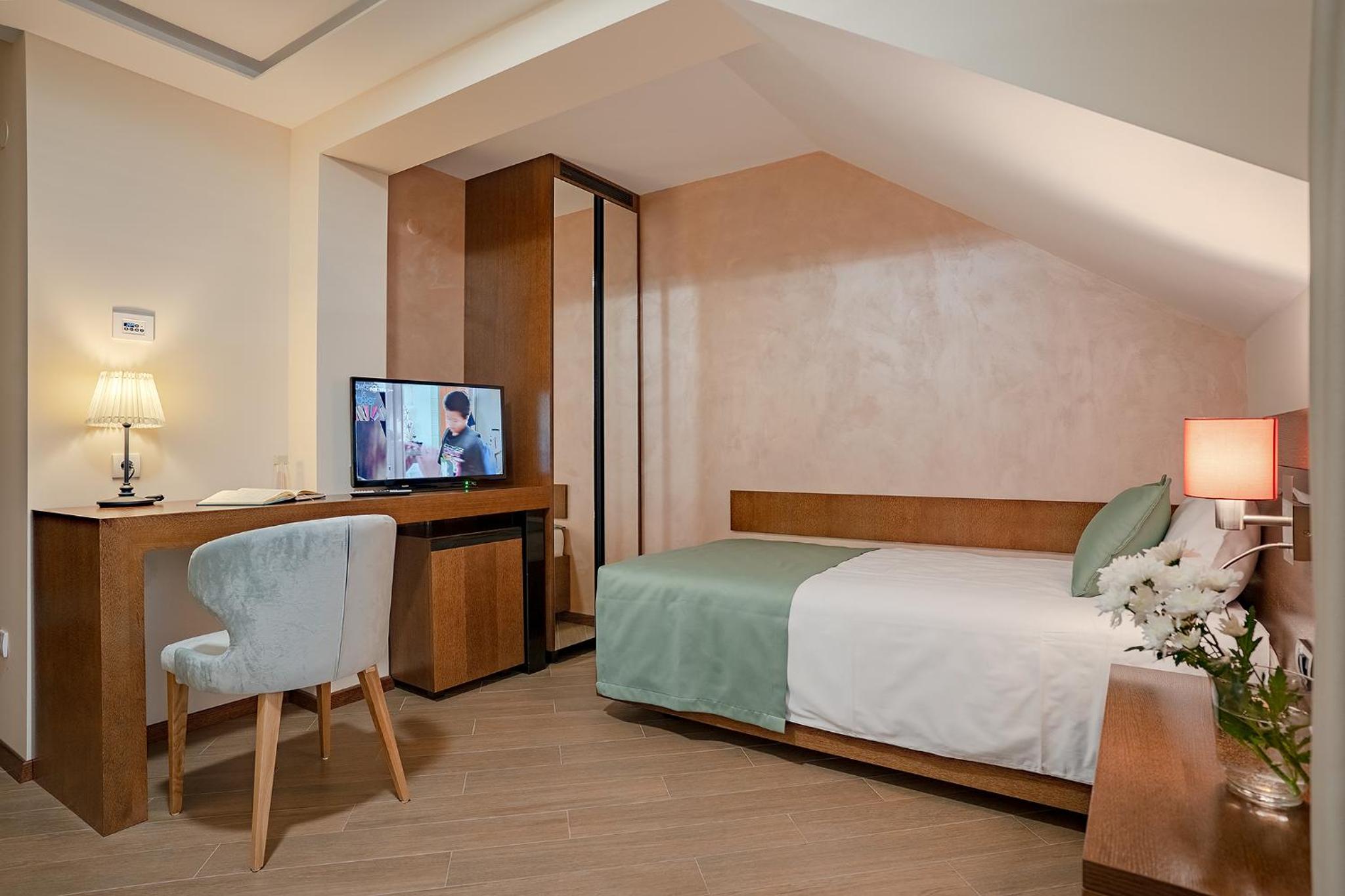 Standard Single Room photo 2