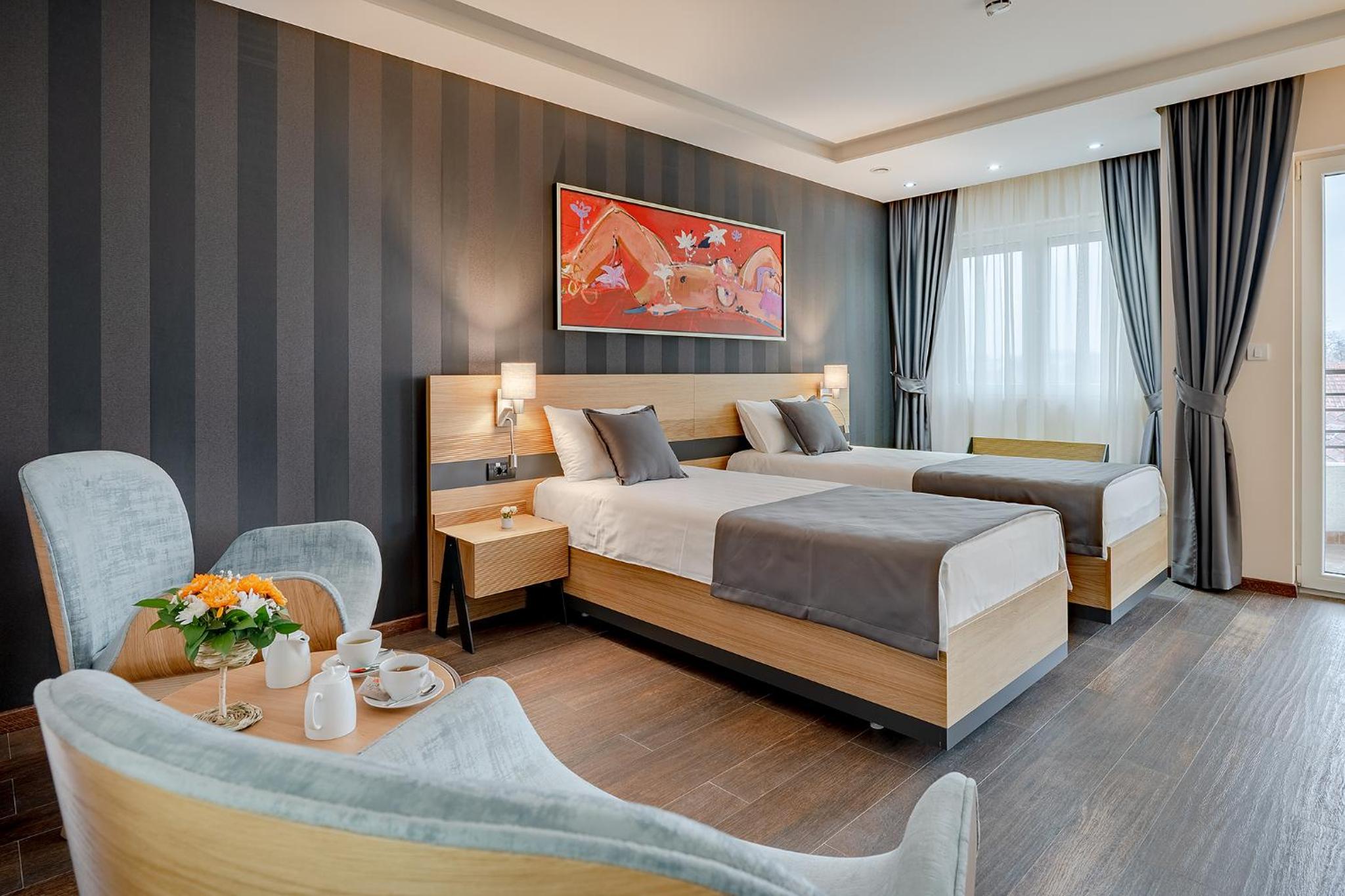 Deluxe Double or Twin Room - Photo 4