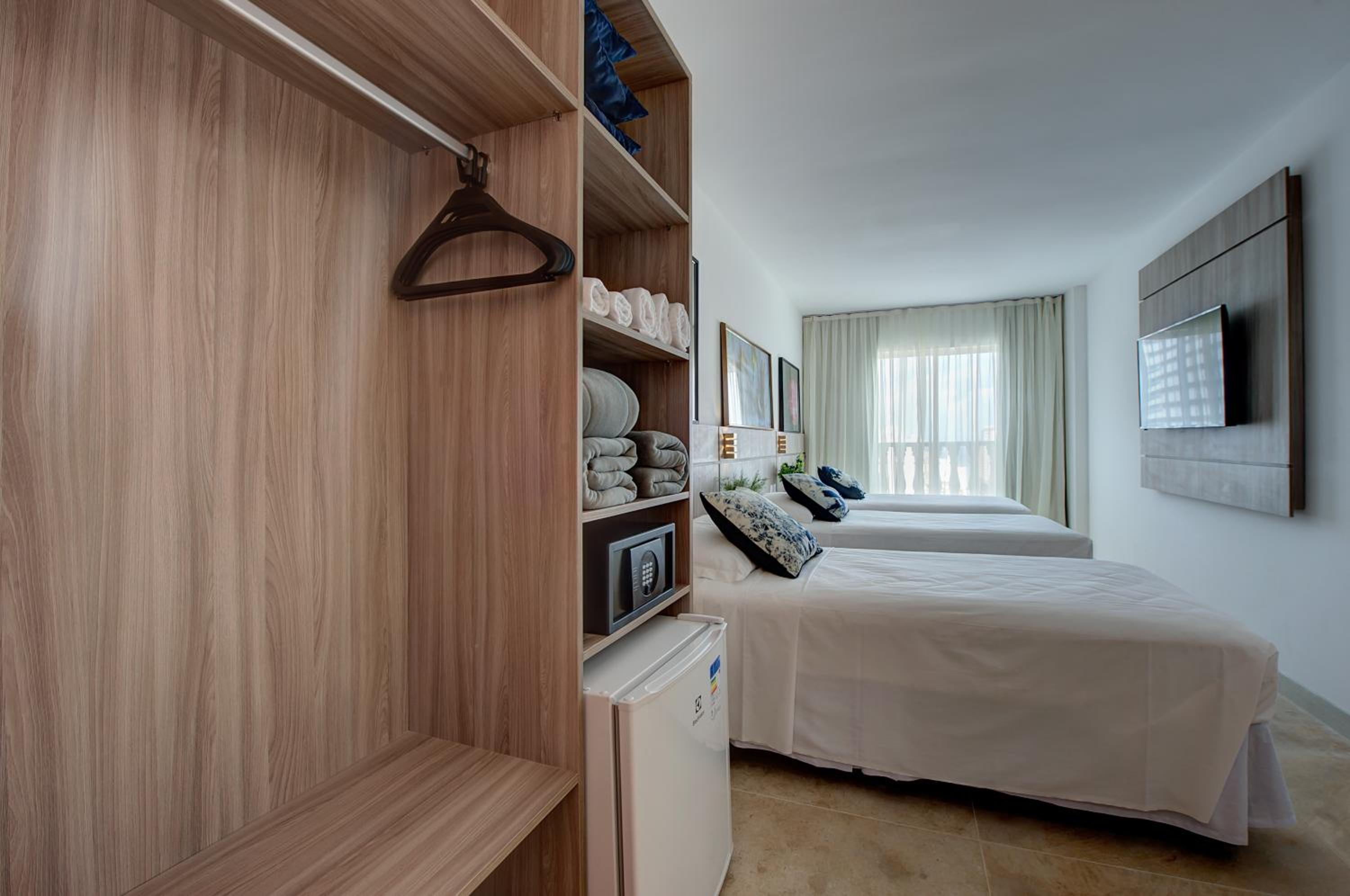 Standard Double Room - Photo 9