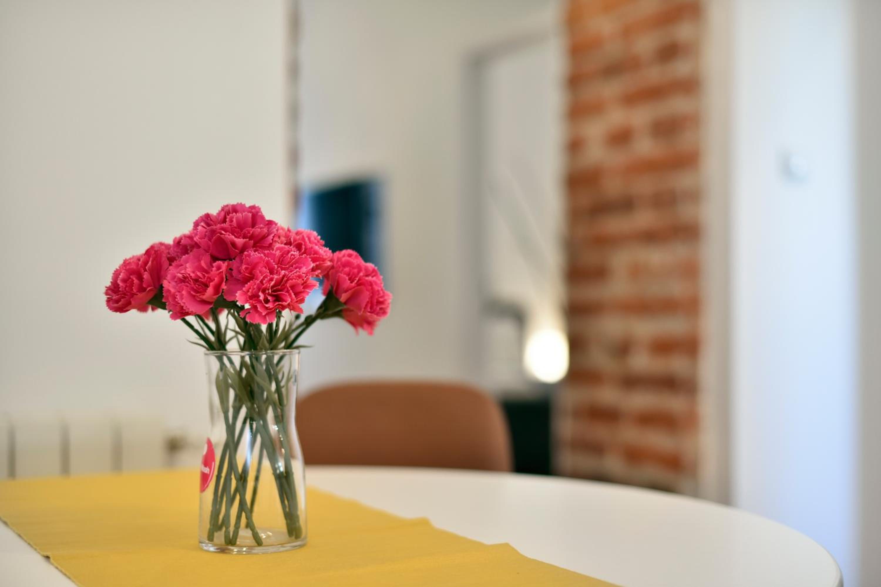 One-Bedroom Apartment - Photo 13
