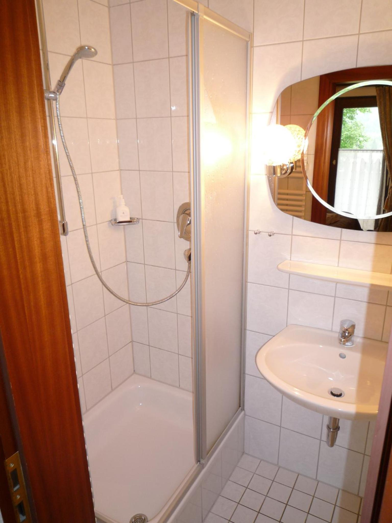 Small Family Room (2 Adults + 2 Children) photo 3