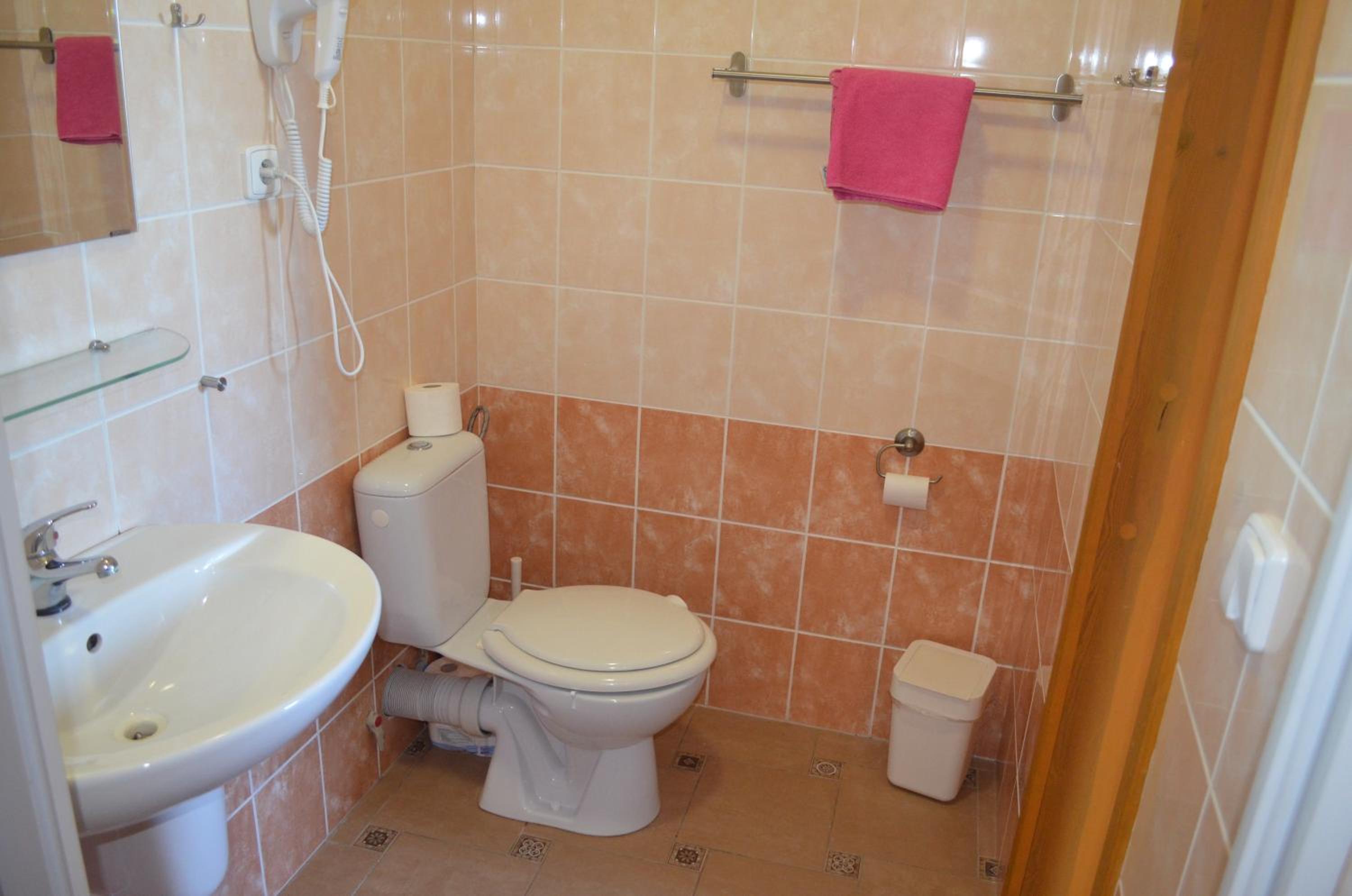 Deluxe Family Suite photo 2