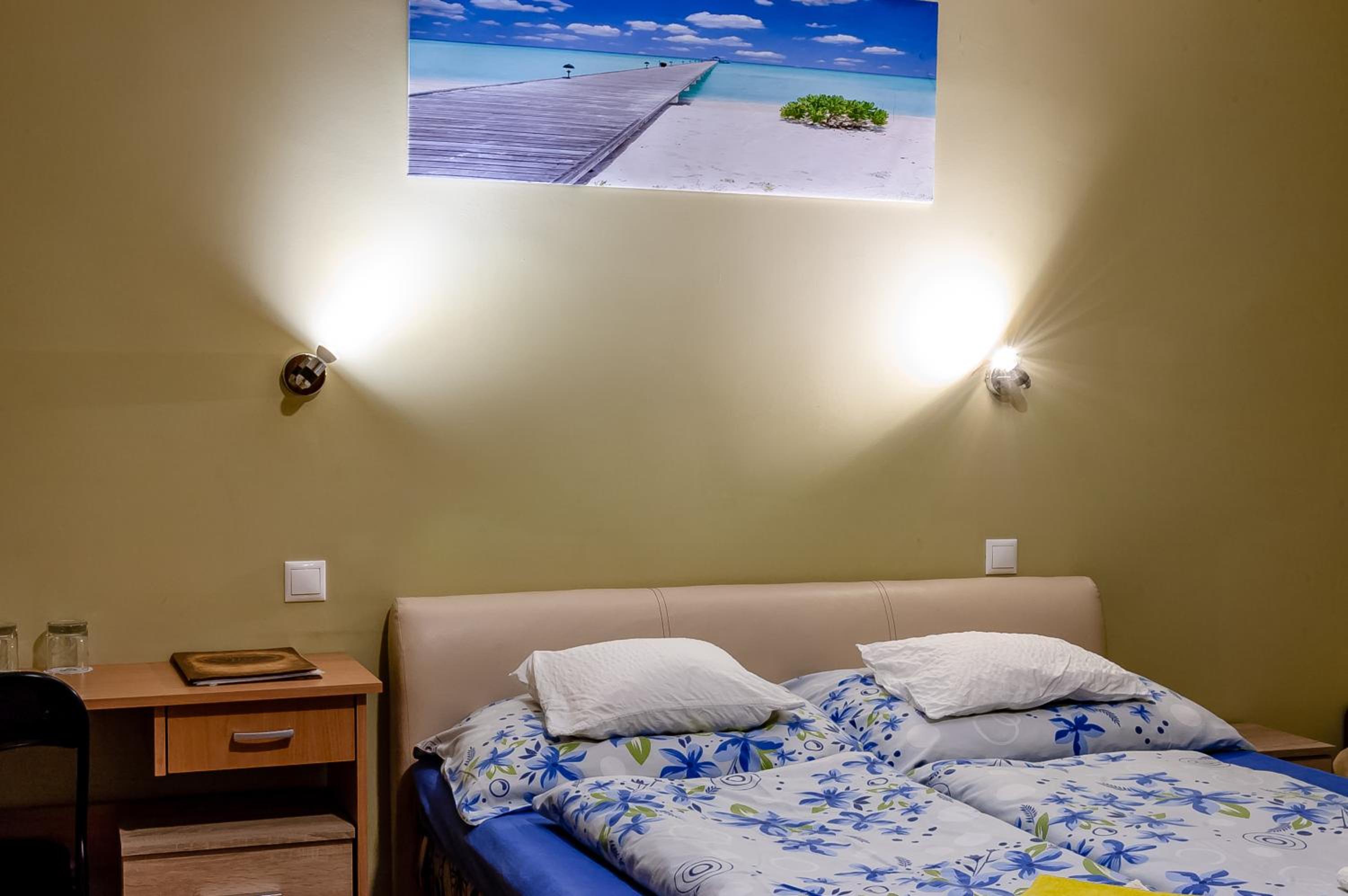 Double or Twin Room photo 2