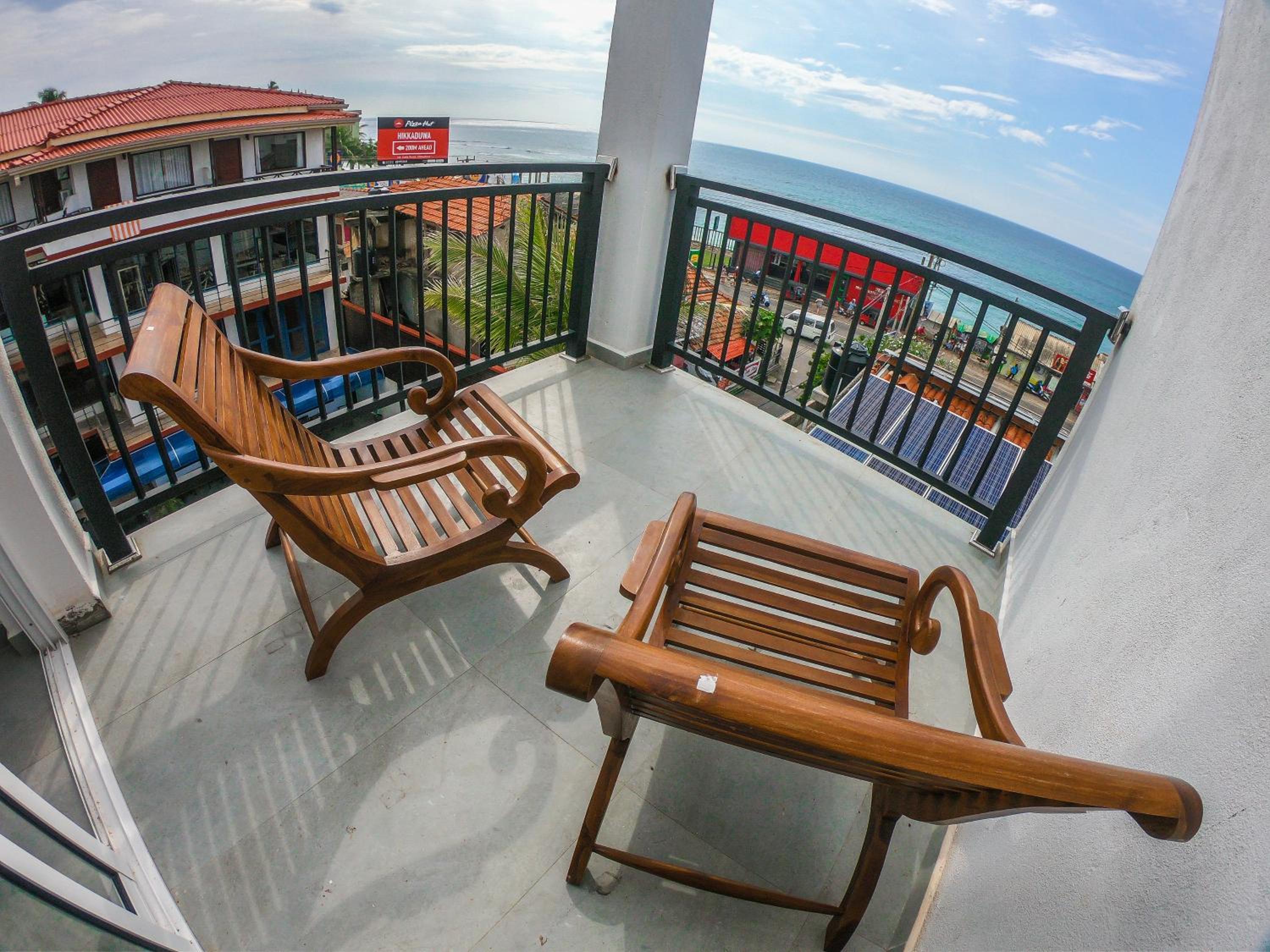Family Room with Sea View