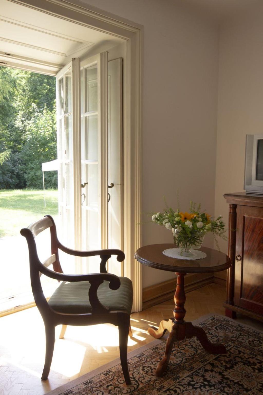 Single Room photo 3