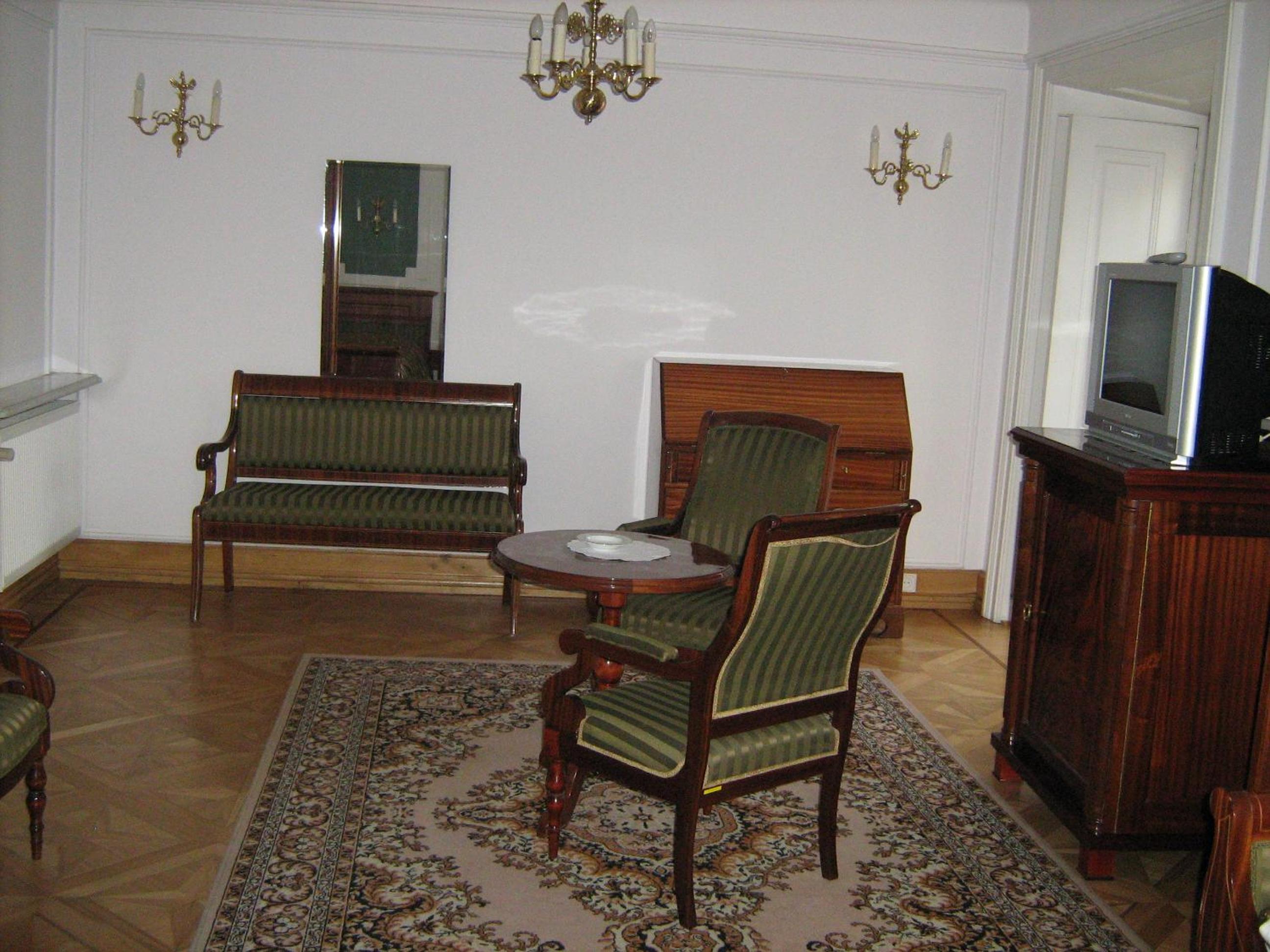 Twin Room - Photo 4