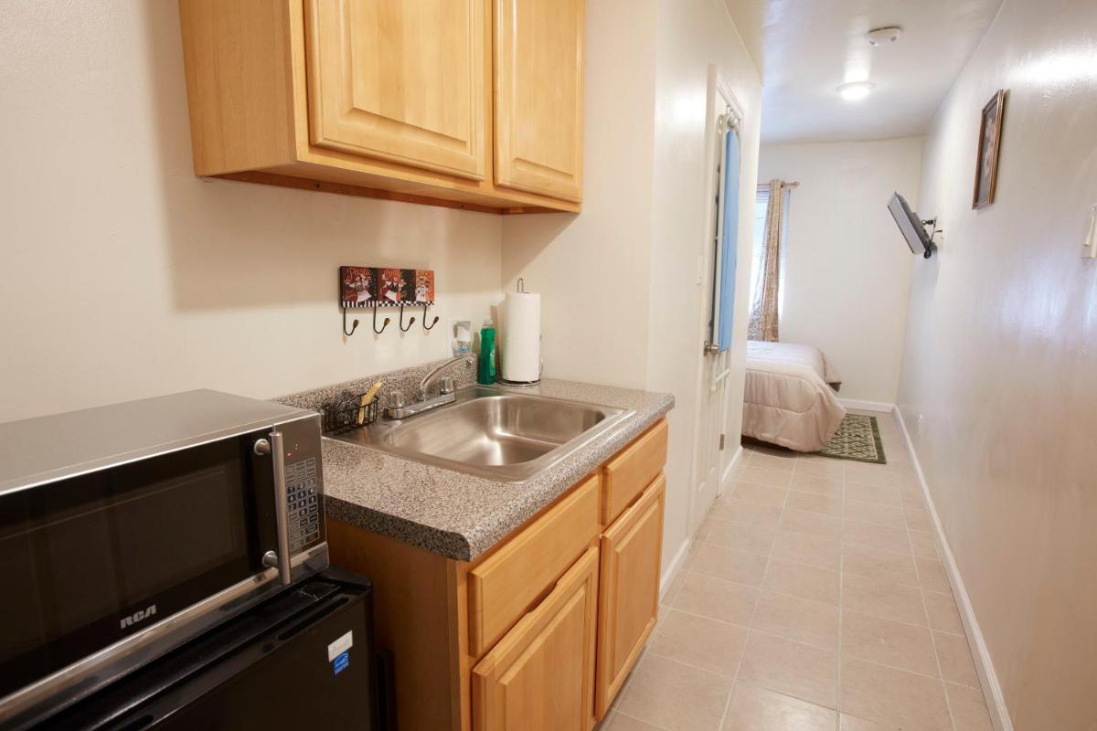 Studio Apartment photo 1