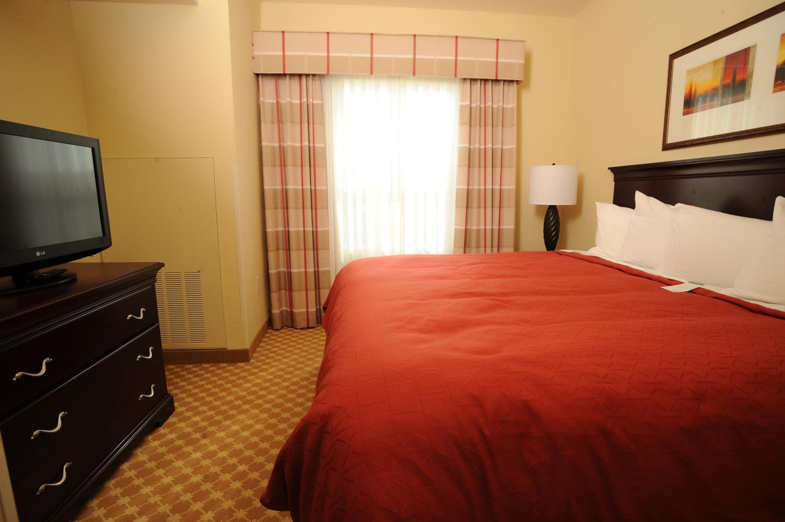 King Room - Non-Smoking - Photo 2