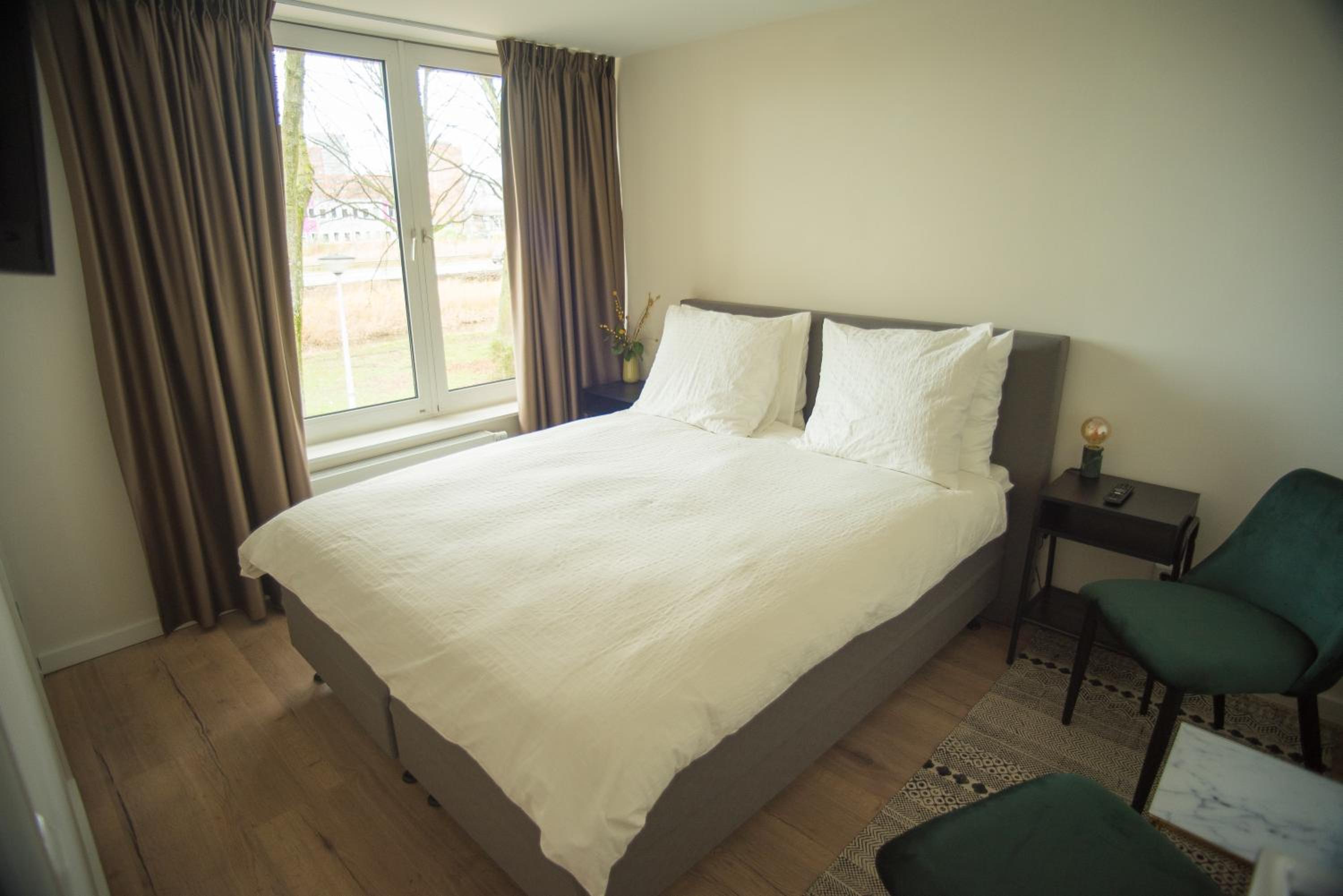 Deluxe Double Room photo 2