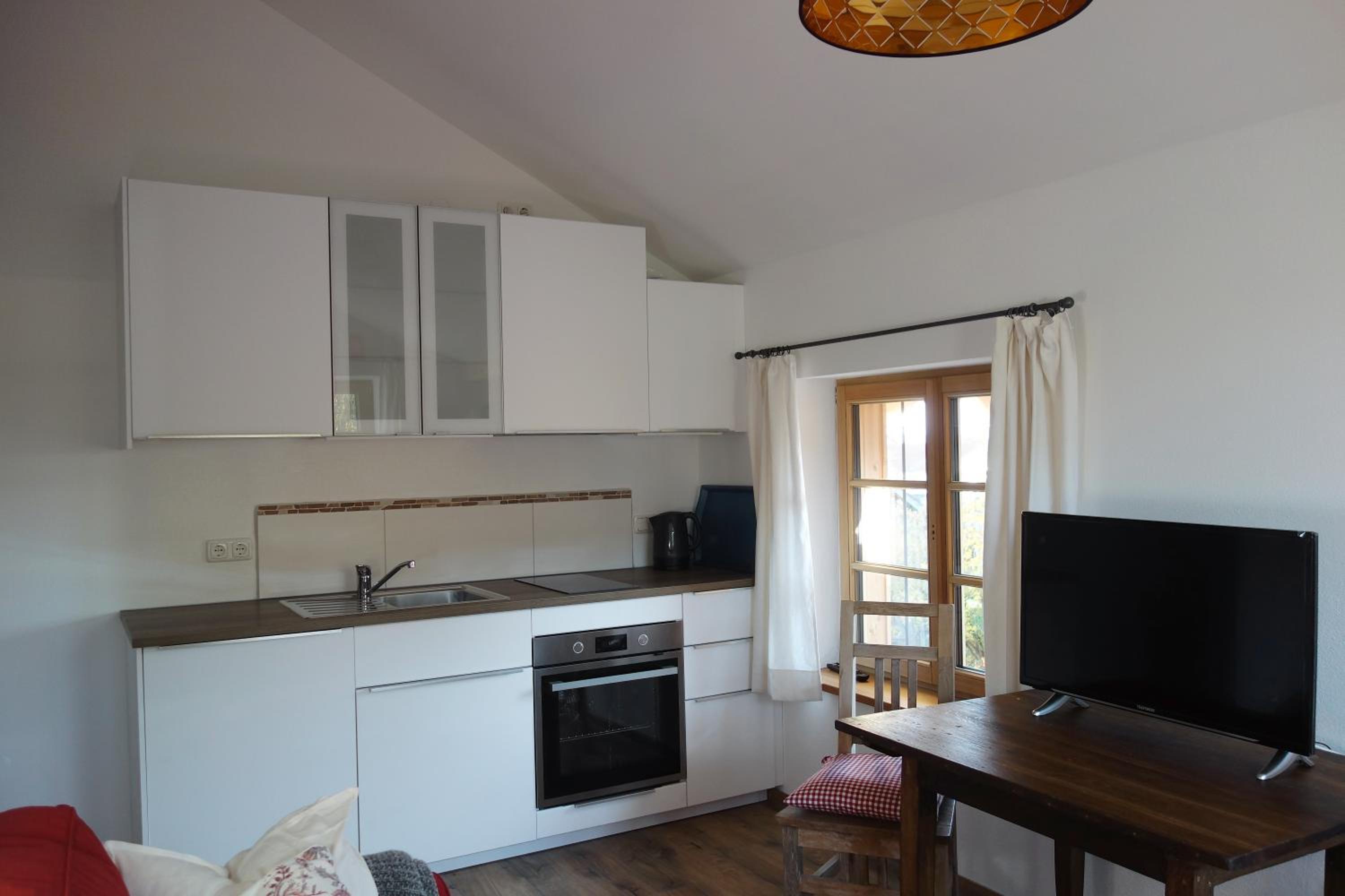 Apartment photo 2