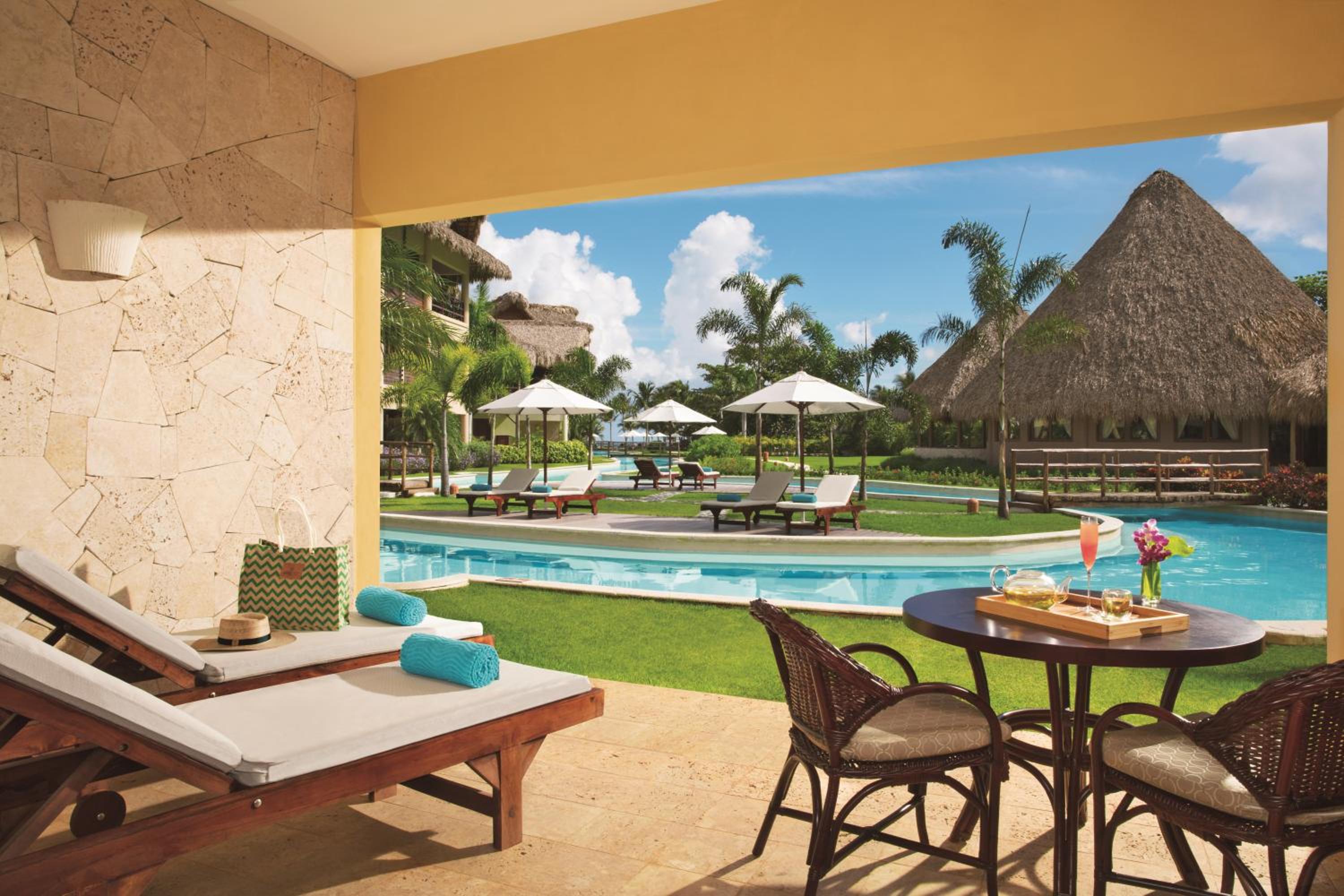 Junior Suite Agua Swim-Up Double photo 2