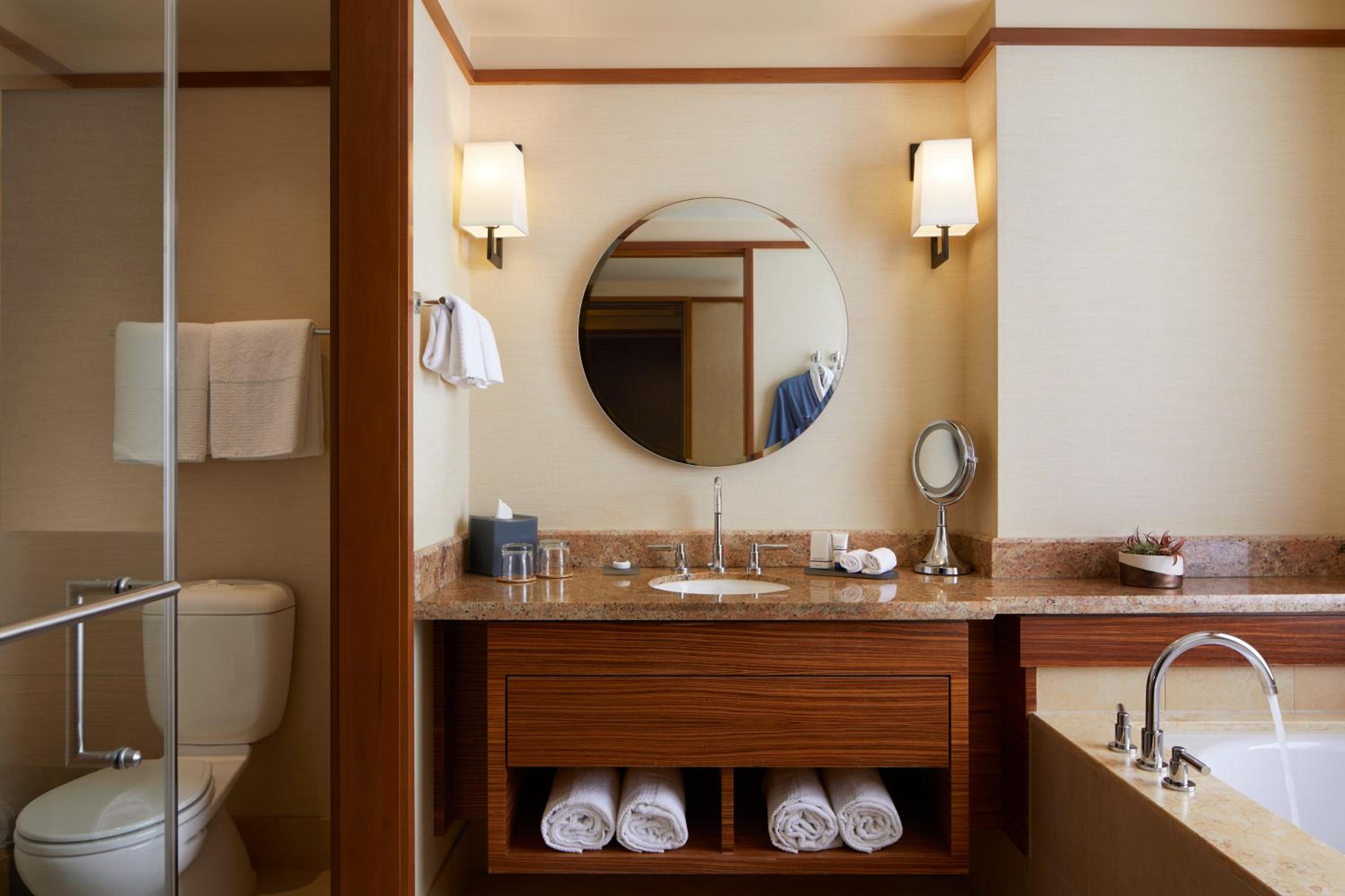 Deluxe Double Room With City View