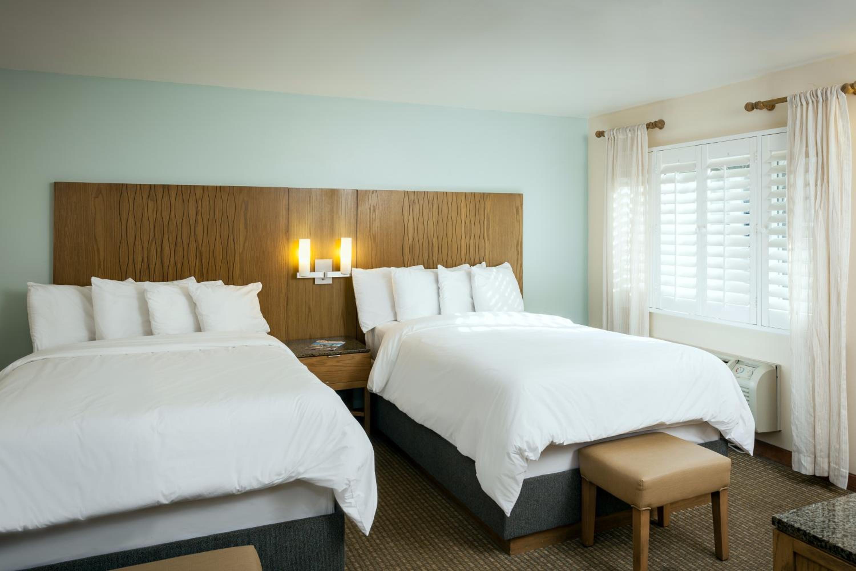 Premier Double Room with Two Double Beds - Photo 3
