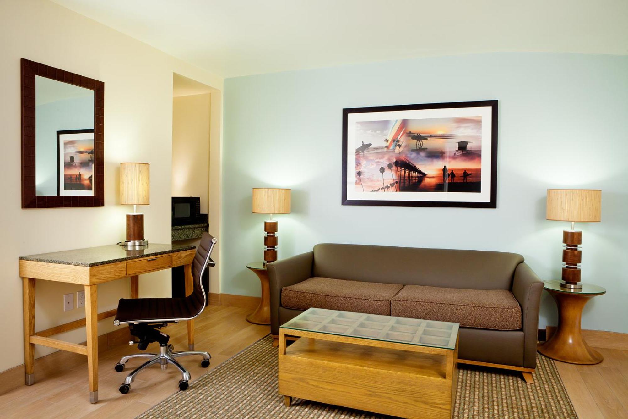 Queen Suite with Sofa Bed - Photo 1