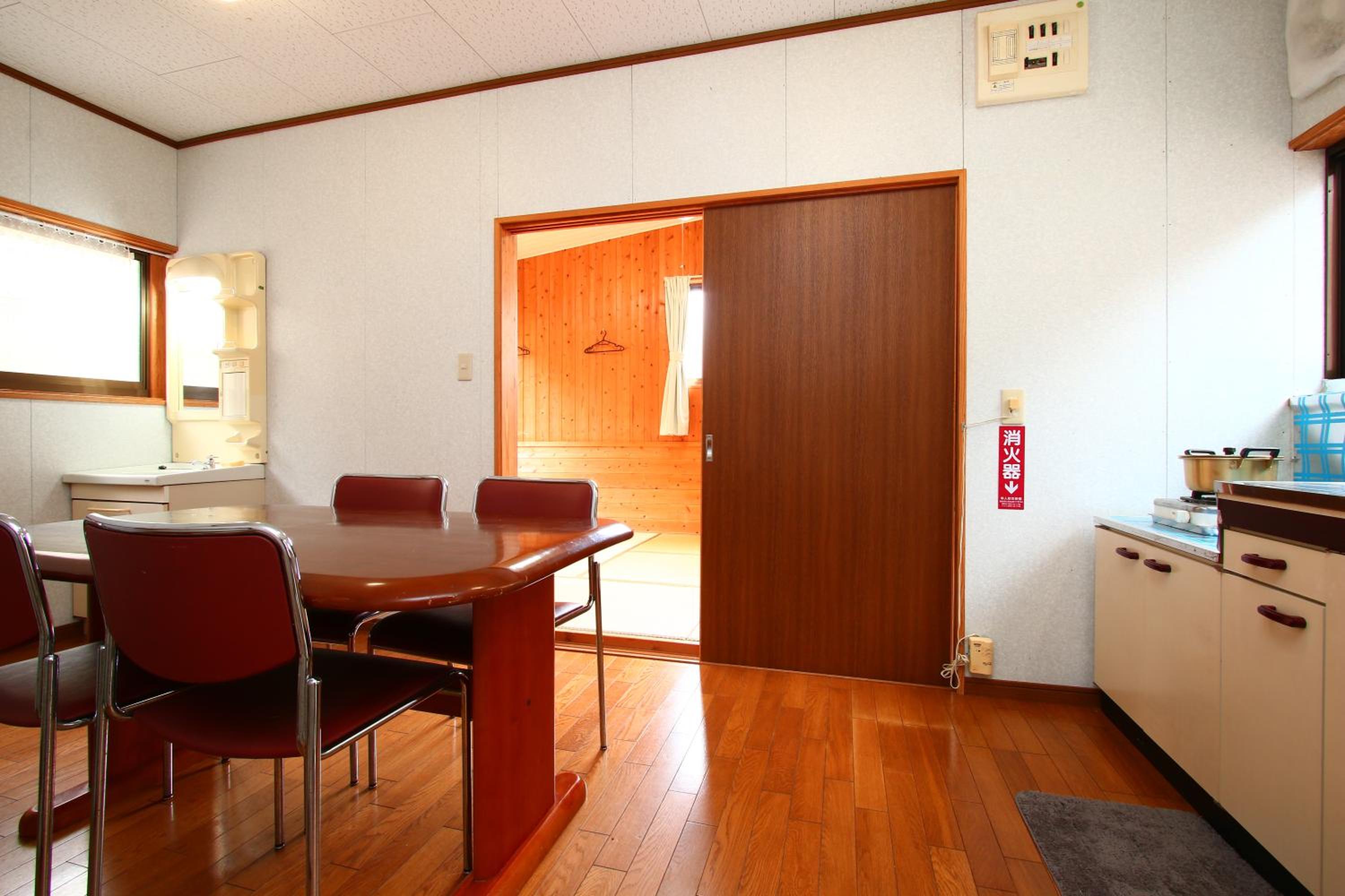 Japanese-Style Quadruple Room photo 3