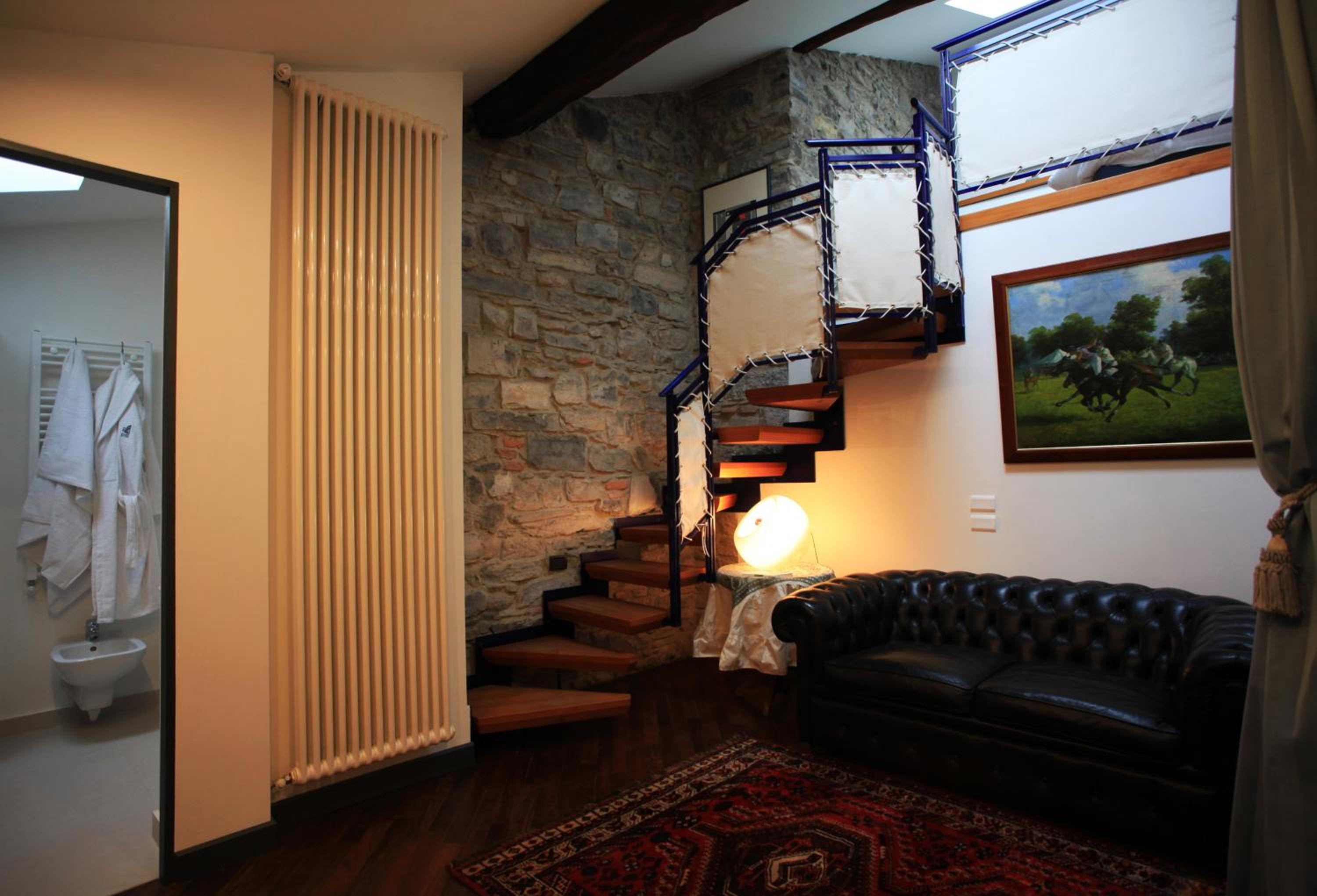 Double Room - Split Level photo 3