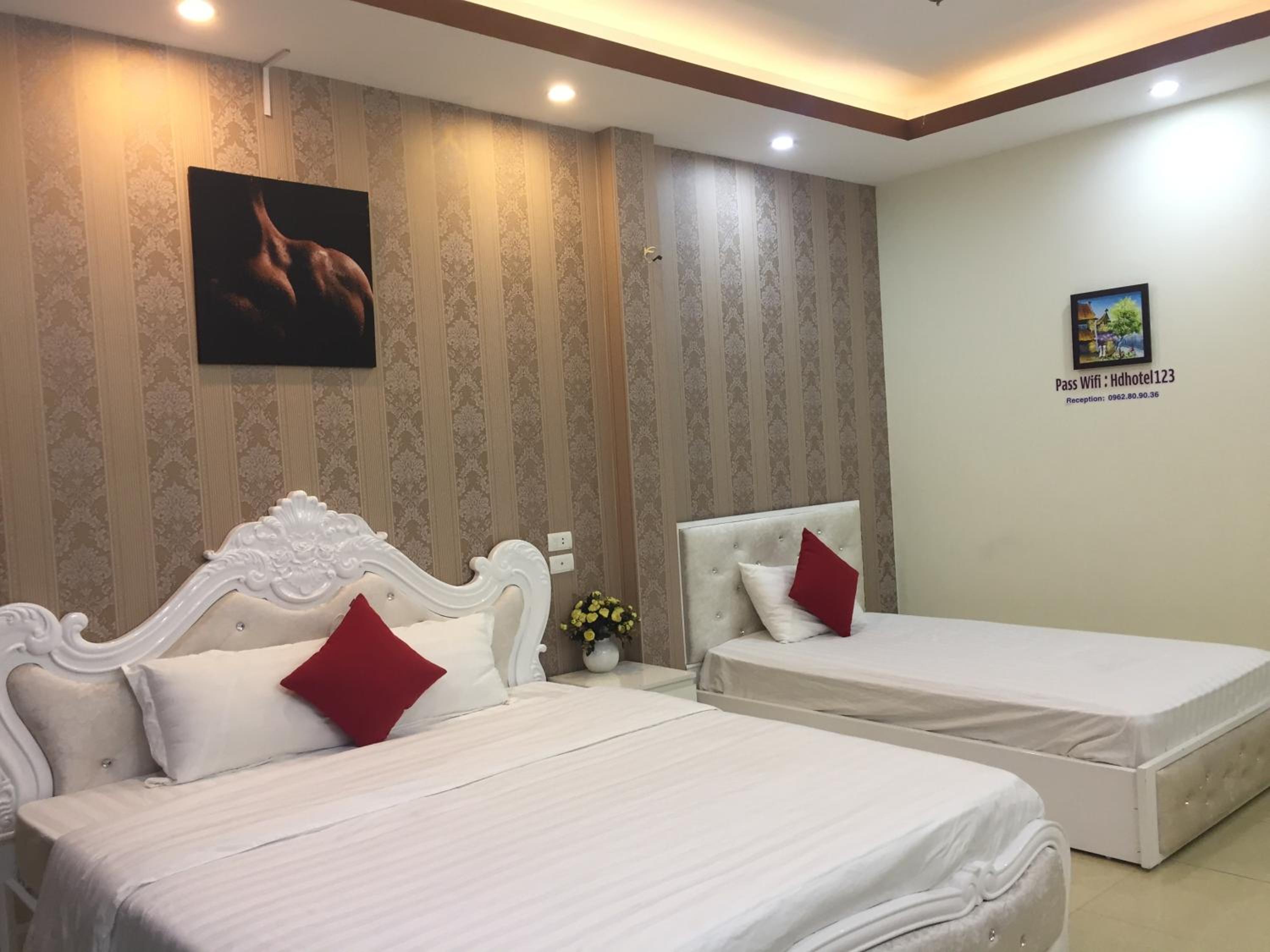 King Room with Two King Beds - Photo 3