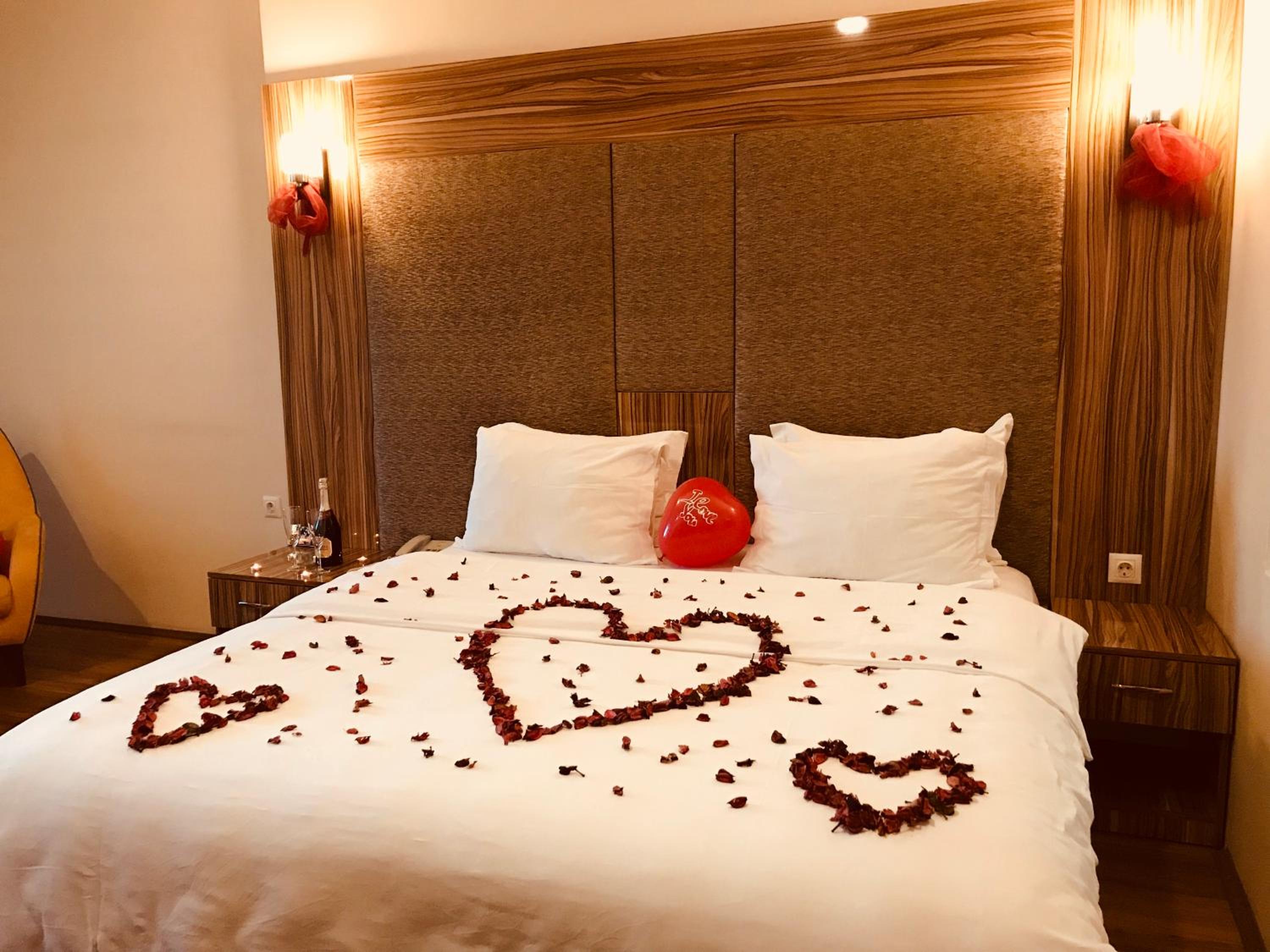 Large Twin Room
