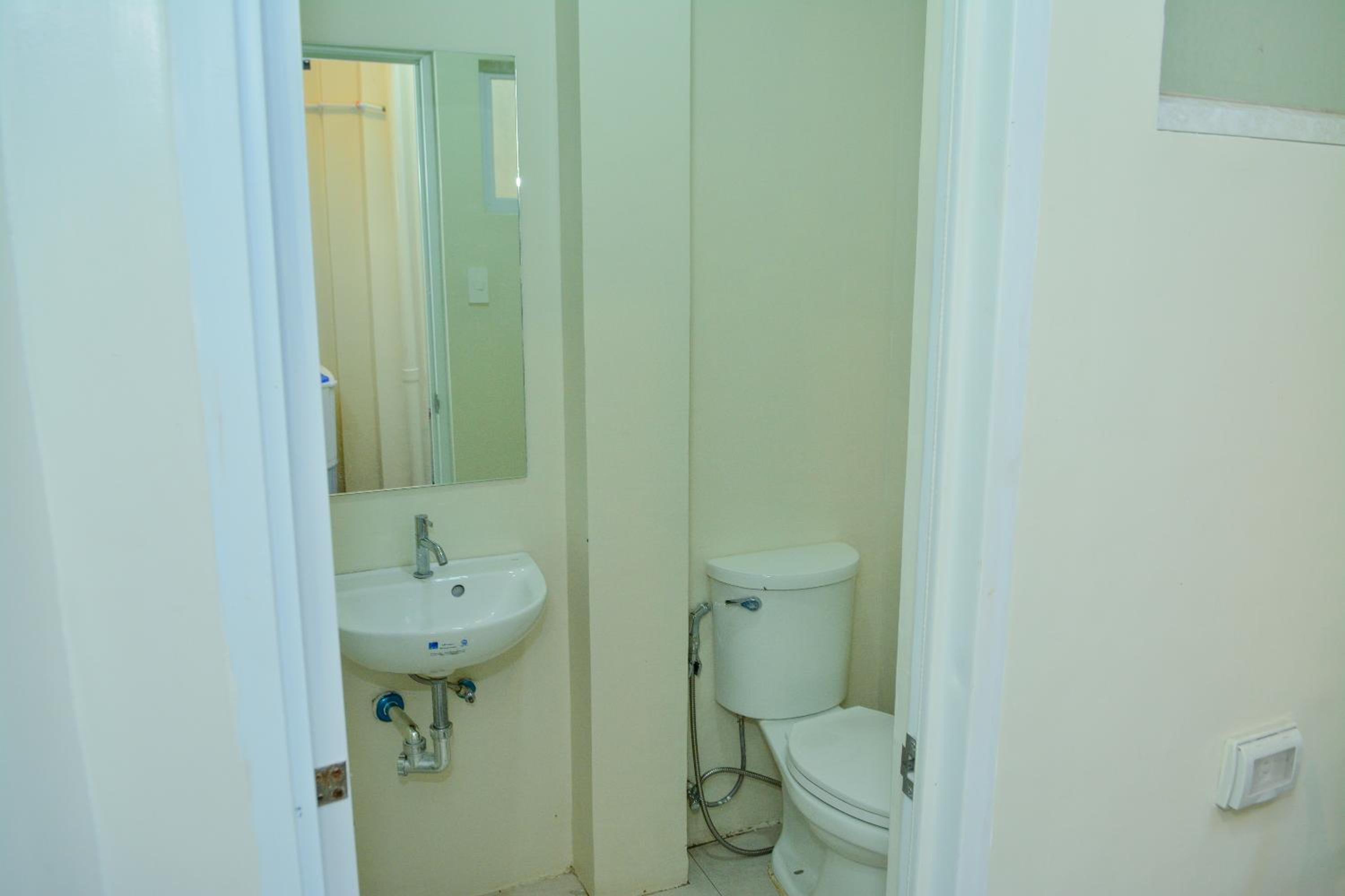 Three-Bedroom Apartment - Photo 10