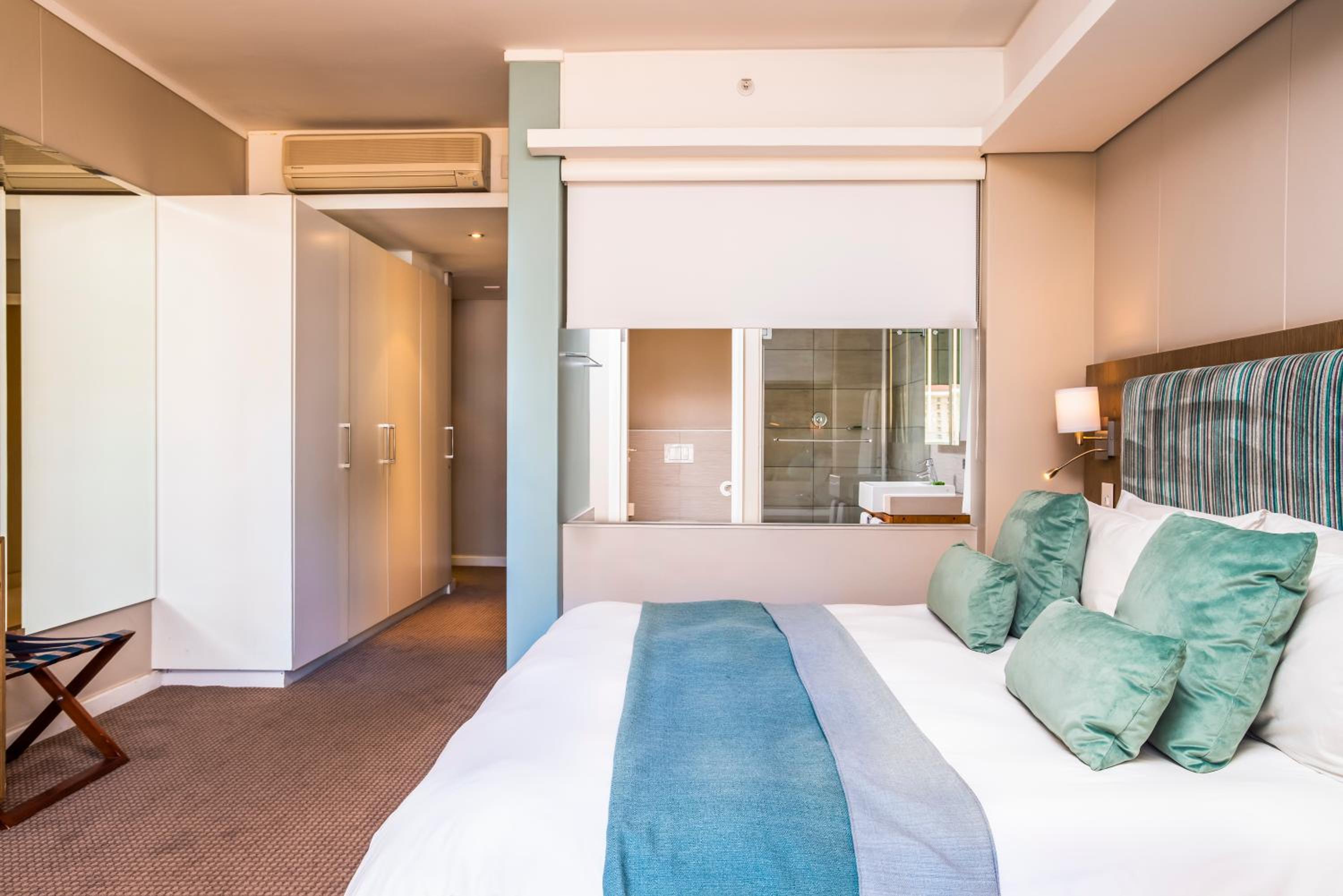 Luxury Room - Photo 6
